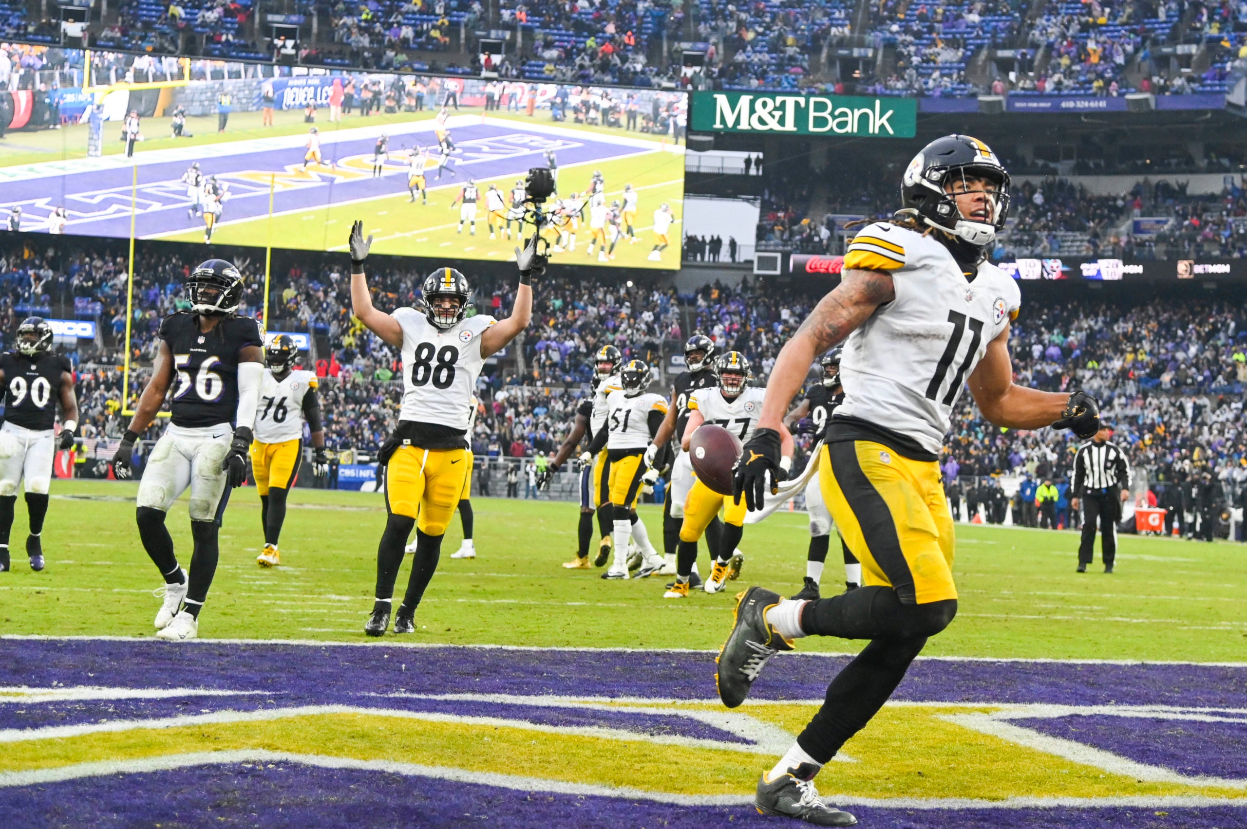 Jan 9, 2022; Baltimore, Maryland, USA; Pittsburgh Steelers wide receiver Chase Claypool (11) reacts after catching a touchdown during the fourth quarter against the Baltimore Ravens at M&T Bank Stadium. Mandatory Credit: Tommy Gilligan-USA TODAY Sports