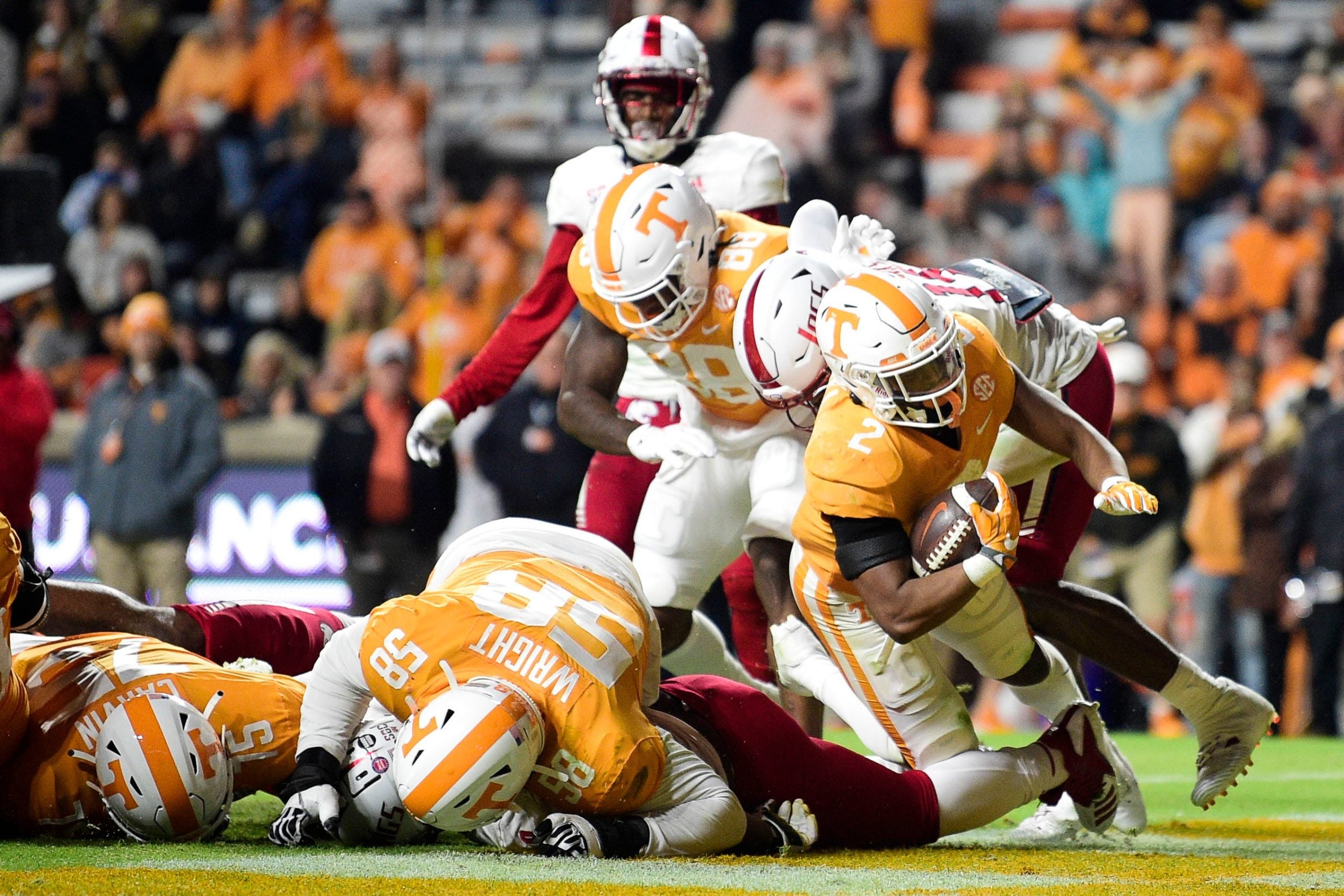 Tennessee running back Jabari Small (2) scores a touchdown during a game against South Alabama at Neyland Stadium in Knoxville, Tenn. on Saturday, Nov. 20, 2021. Kns Tennessee South Alabama Football