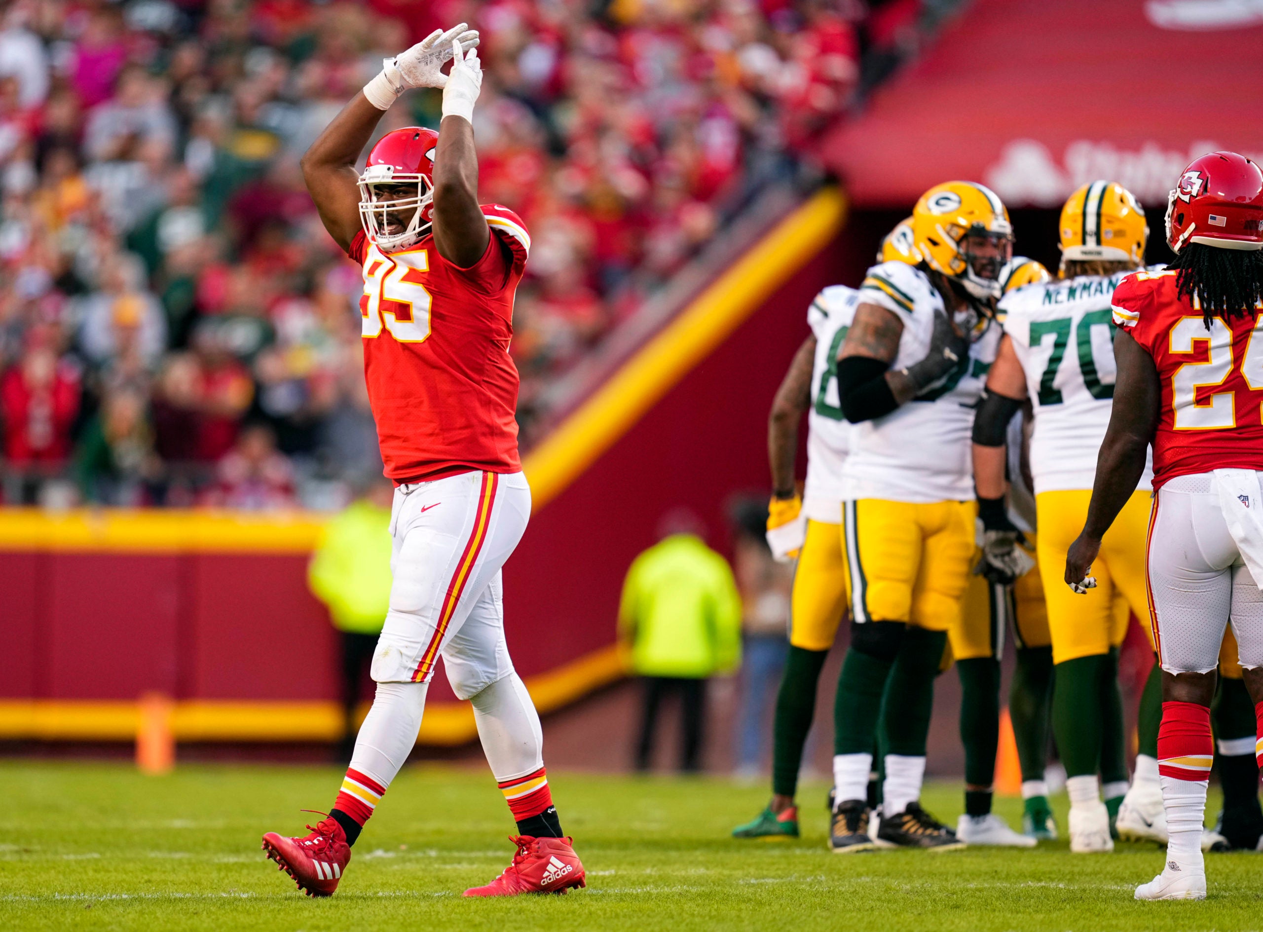 Nov 7, 2021; Kansas City, Missouri, USA; Kansas City Chiefs defensive end Chris Jones (95) rallies the crowd during the second quarter against the Green Bay Packers at GEHA Field at Arrowhead Stadium. Mandatory Credit: Jay Biggerstaff-USA TODAY Sports