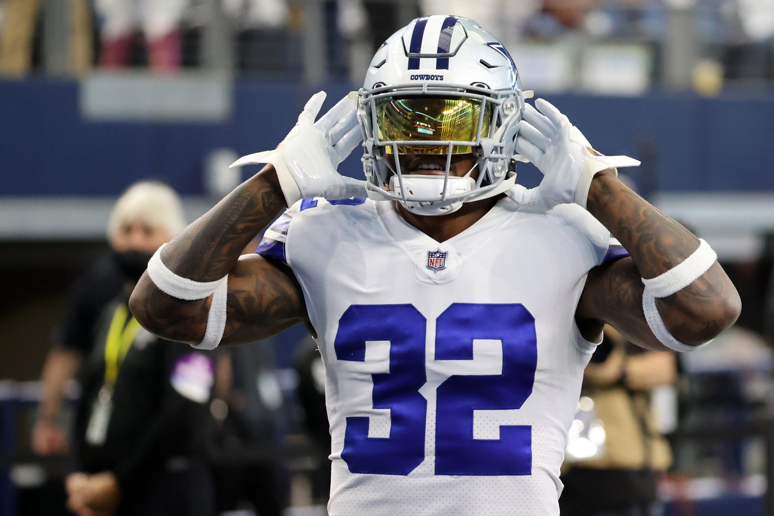 Jan 16, 2022; Arlington, Texas, USA; Dallas Cowboys running back Corey Clement (32) warms up prior to the NFC Wild Card playoff football game against the San Francisco 49ers at AT&T Stadium. Mandatory Credit: Kevin Jairaj-USA TODAY Sports