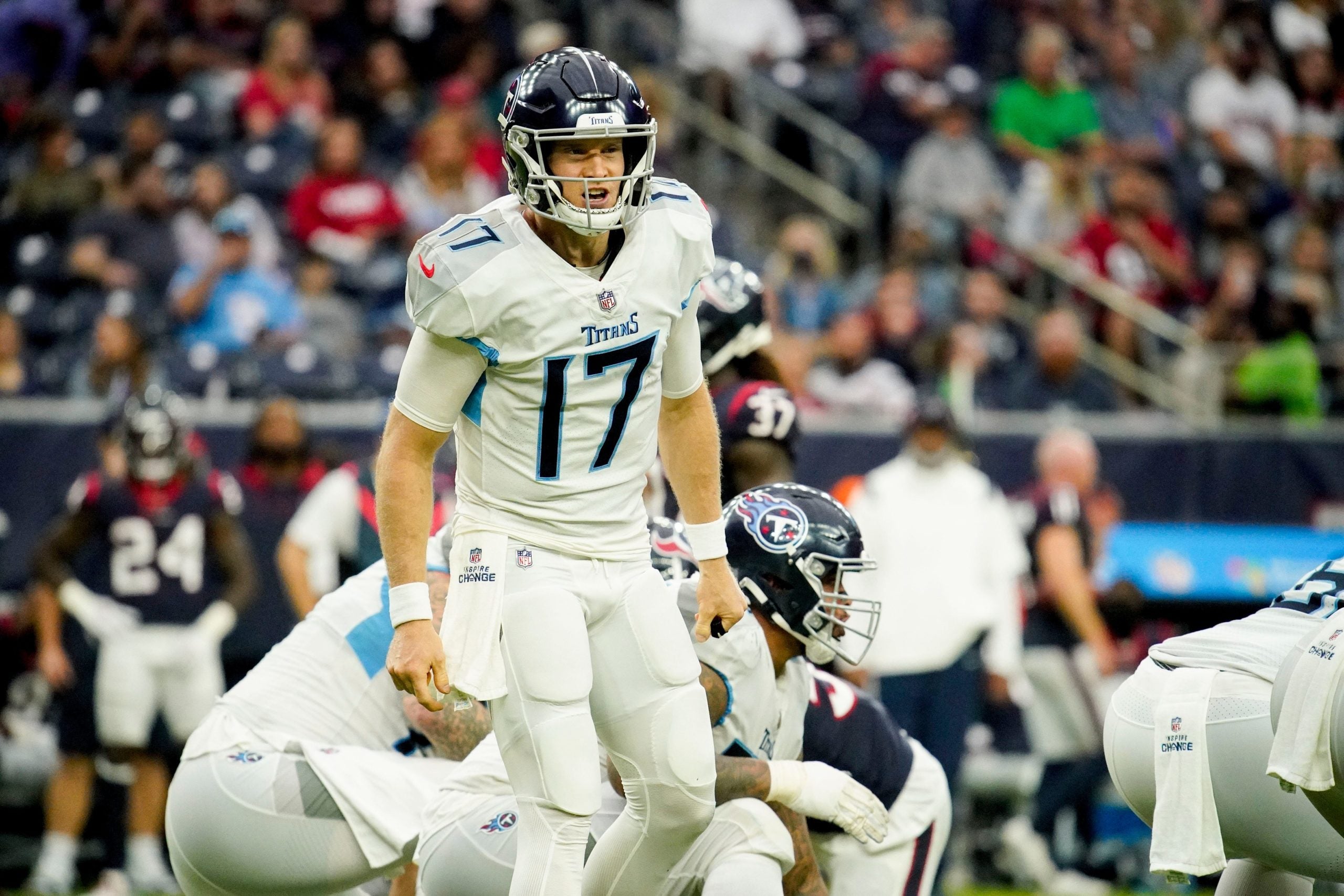 Tennessee Titans quarterback Ryan Tannehill (17) calls a play during the third quarter at NRG Stadium Sunday, Jan. 9, 2022 in Houston, Texas. Titans Texans 091
