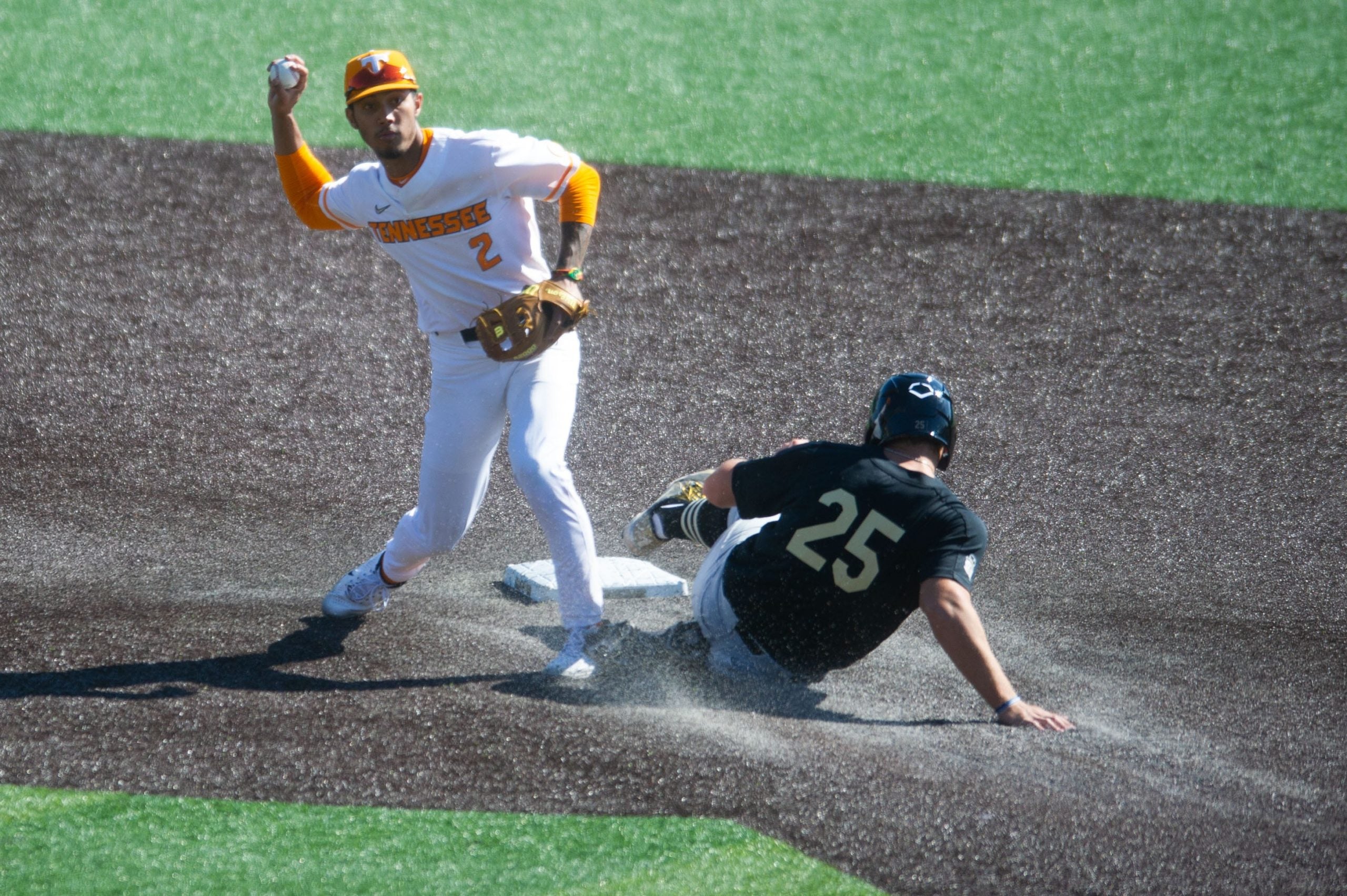 Tennessee's Maui Ahuna (2) looks to complete the double play during the Tennessee vs Wake Forest scrimmage in Lindsey Nelson Stadium in Knoxville, Tenn. on Sunday, Oct. 9, 2022. Utbaseballscrimmage 1636