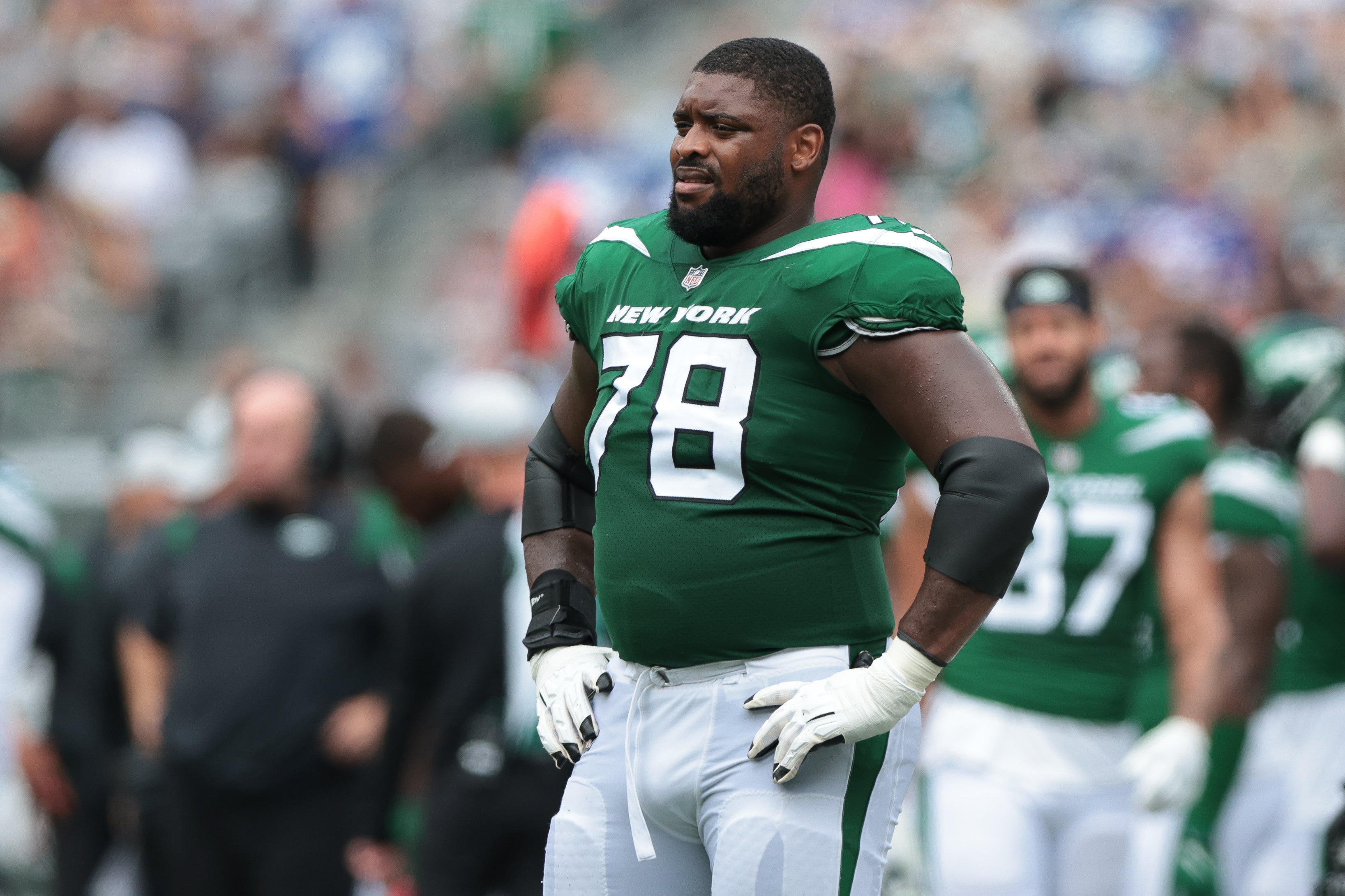 Jets guard Laken Tomlinson (78) looks on during an injury time out during the first half against the New York Giants at MetLife Stadium.