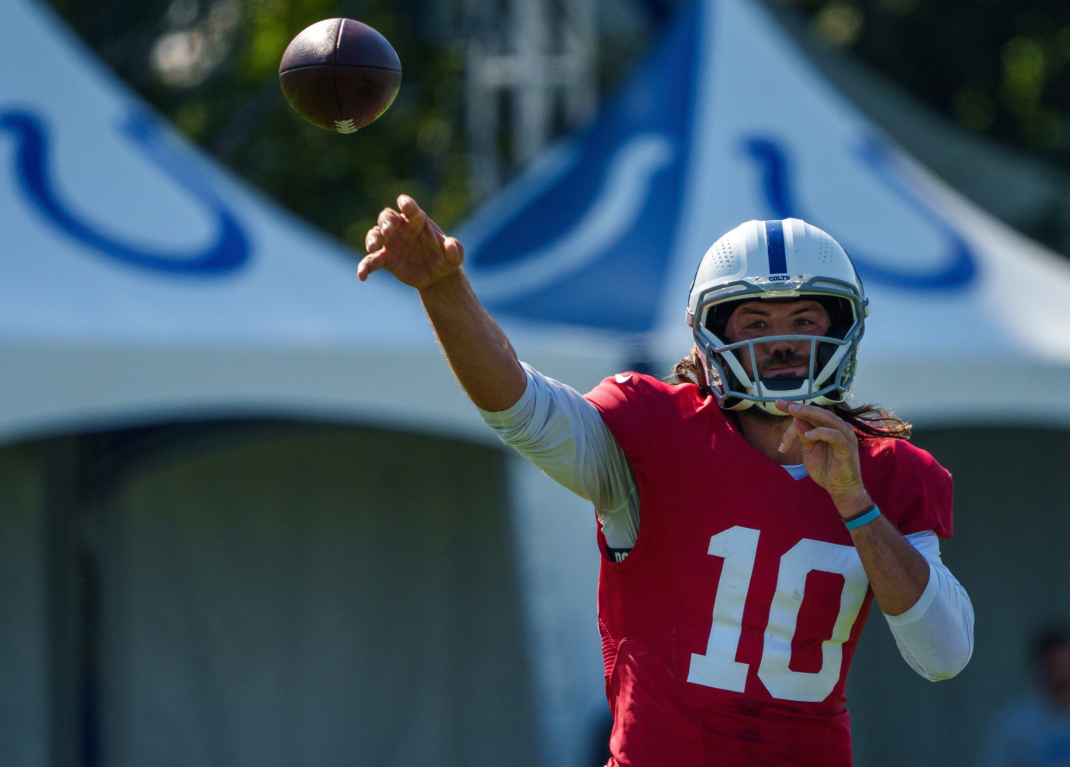 Indianapolis Colts quarterback Gardner Minshew (10) drops back to pass Monday, July 31, 2023, during training camp at the Grand Park Sports Campus in Westfield, Indiana.
