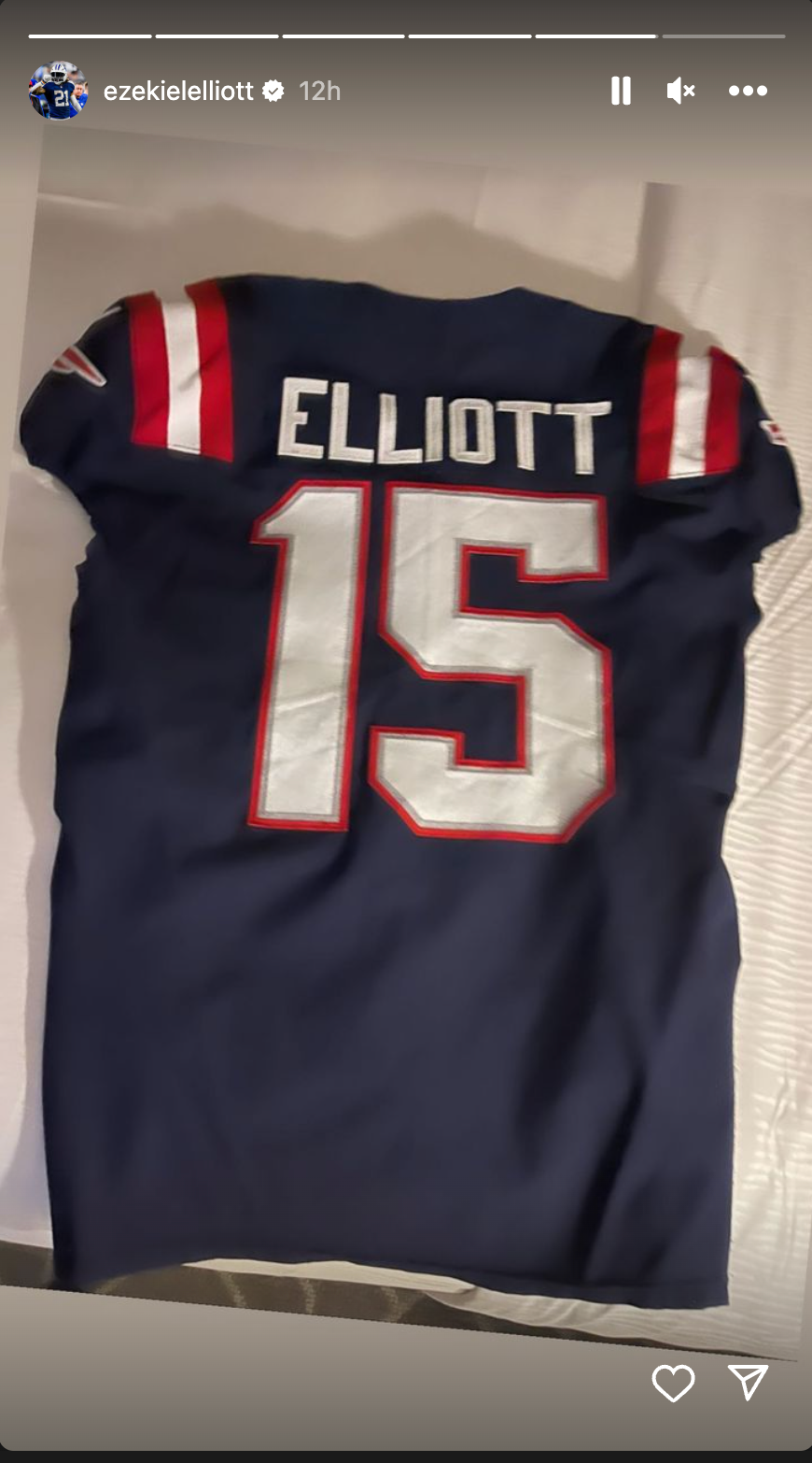 Ezekiel Elliott's Patriots jersey (via Elliott's Instagram)