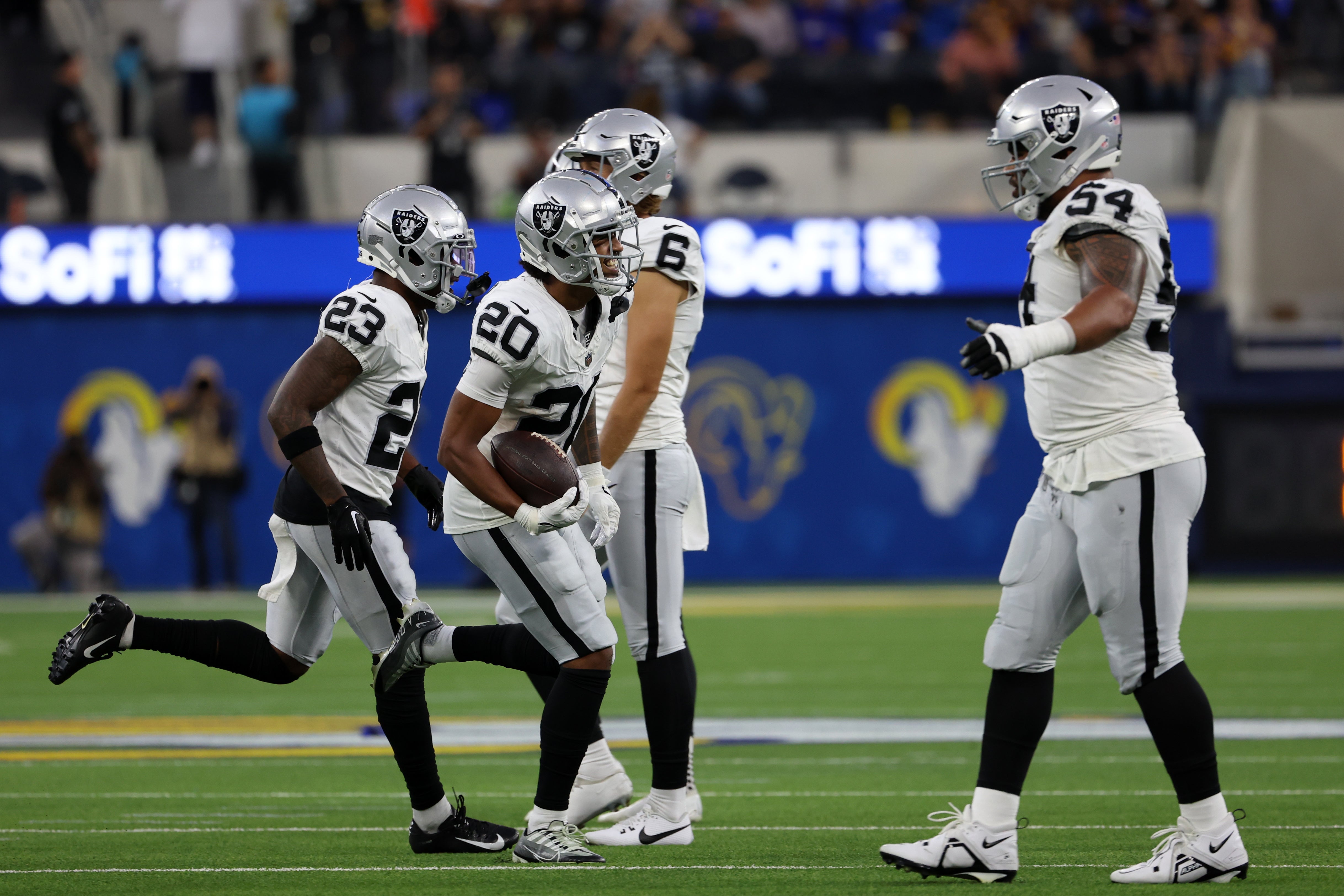 Las Vegas Raiders Isaiah Pola-Mao