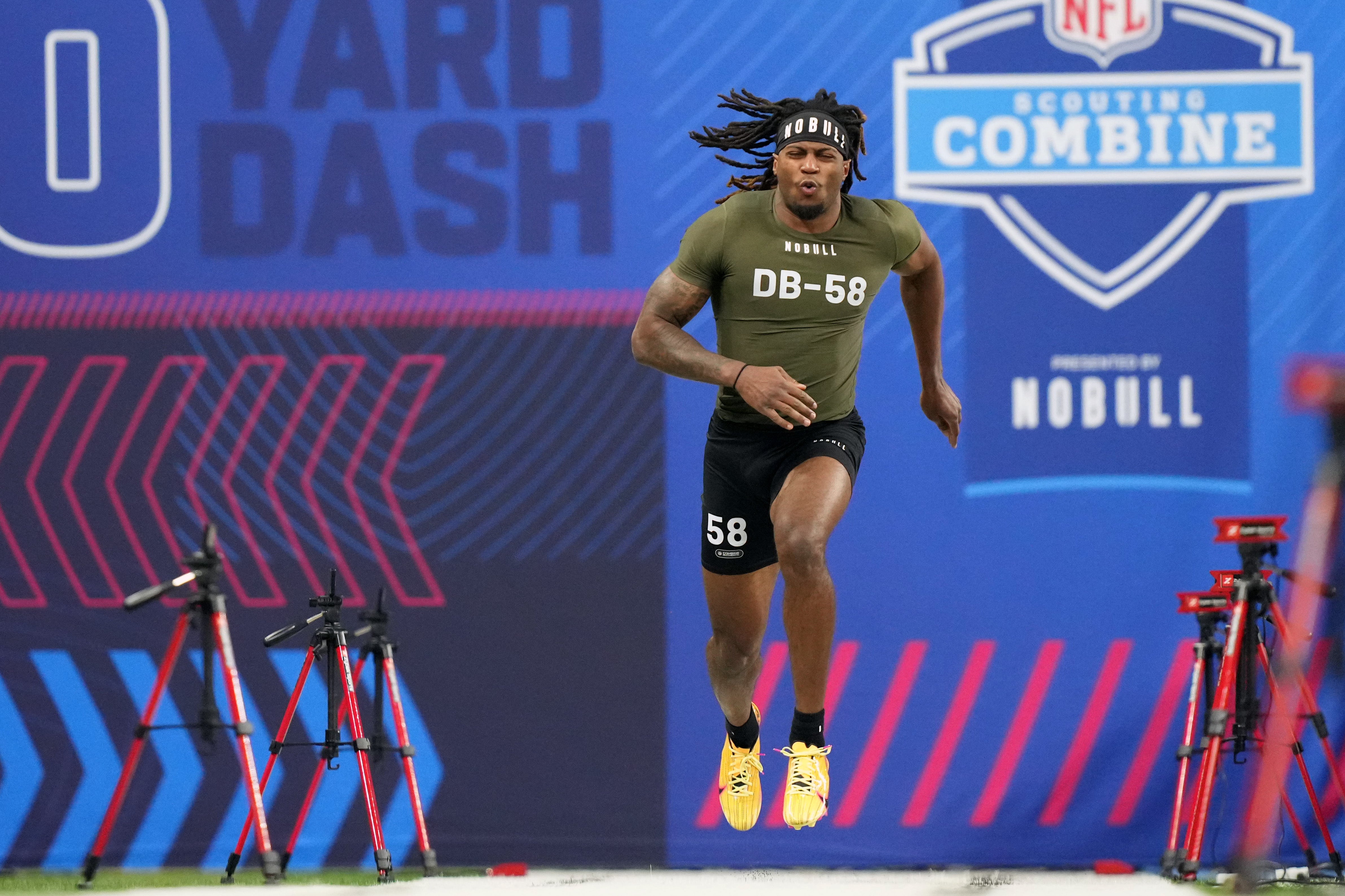 Mar 1, 2024; Indianapolis, IN, USA; Texas Tech defensive back Tyler Owens (DB58) works out during the 2024 NFL Combine at Lucas Oil Stadium.