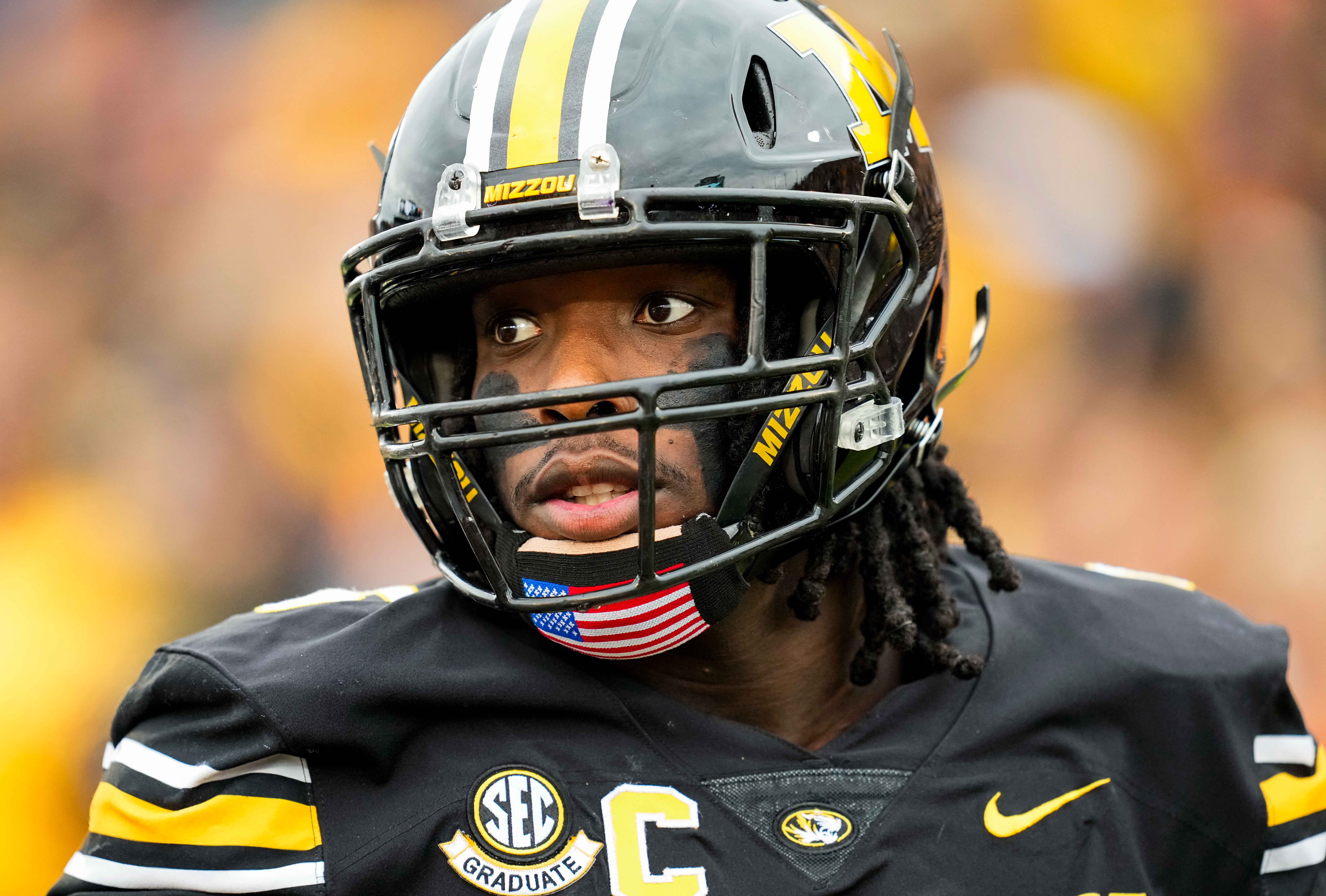 Missouri Tigers defensive lineman Darius Robinson (6) looks on during the first half against the Tennessee Volunteers at Faurot Field at Memorial Stadium. Jay Biggerstaff-USA TODAY Sports