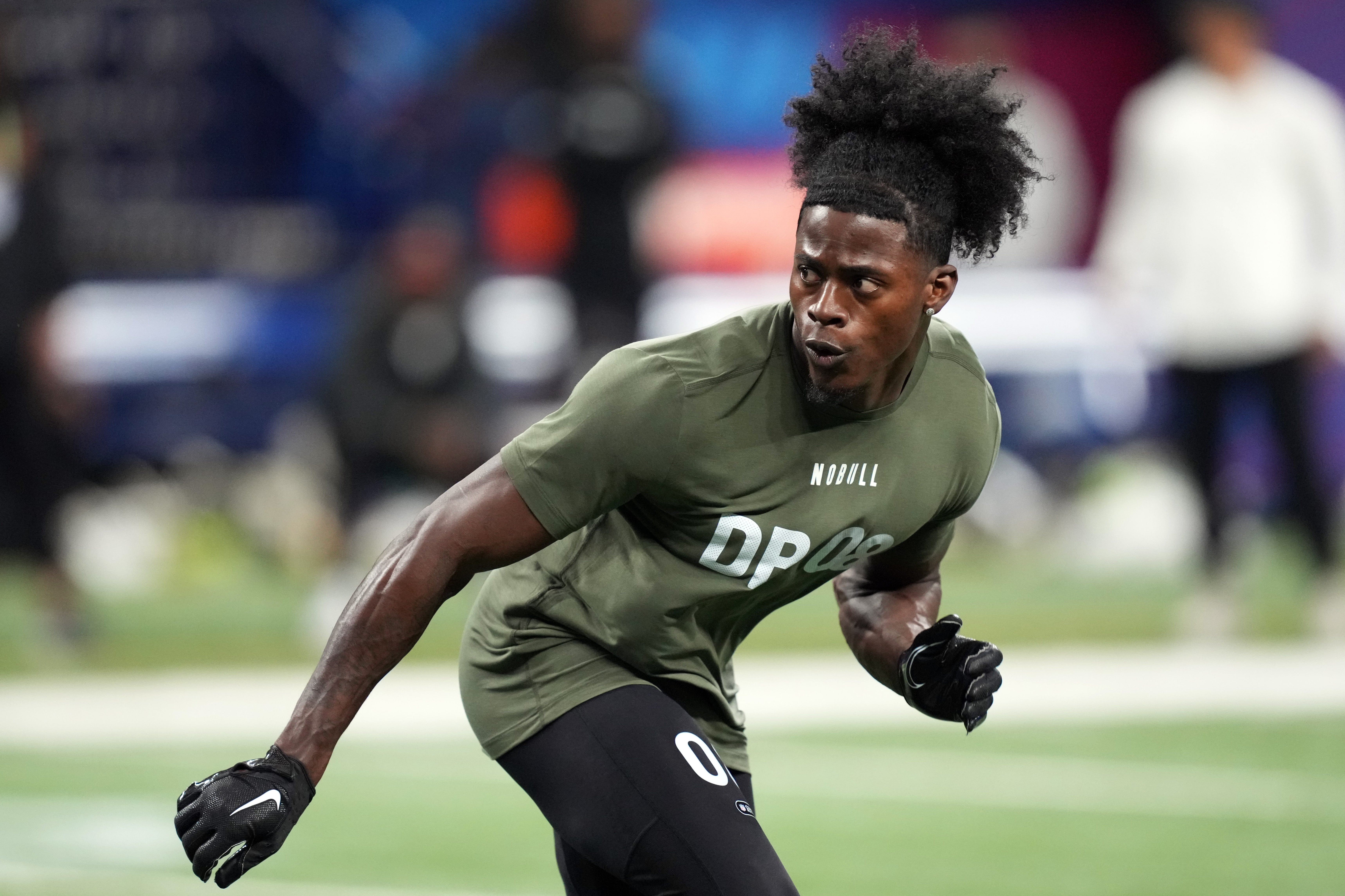 Mar 1, 2024; Indianapolis, IN, USA; South Carolina defensive back Marcellas Dial (DB08) works out during the 2024 NFL Combine at Lucas Oil Stadium.