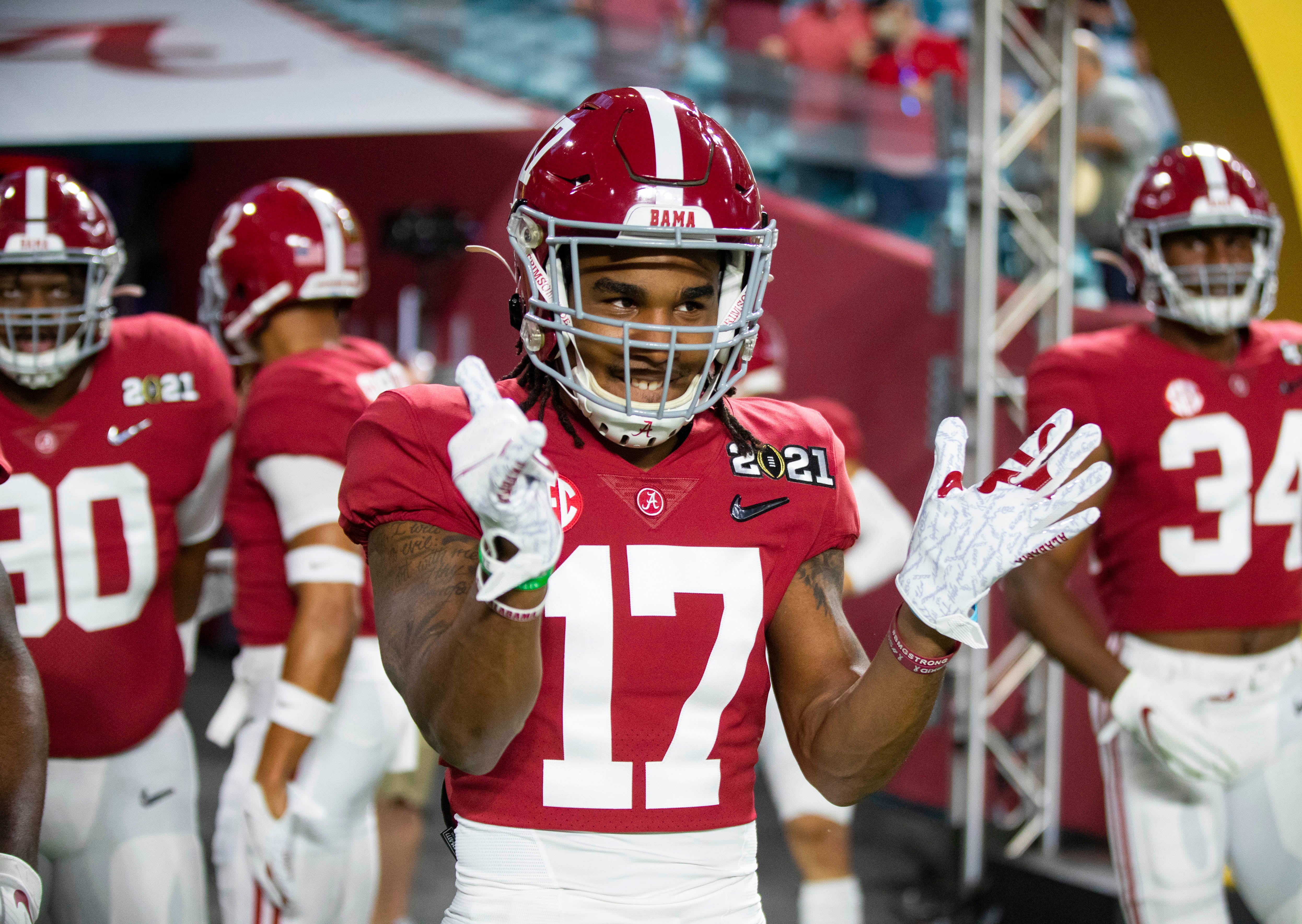 Jan 11, 2021; Miami Gardens, Florida, USA; Alabama Crimson Tide wide receiver Jaylen Waddle (17) against the Ohio State Buckeyes in the 2021 College Football Playoff National Championship Game. Mandatory Credit: Mark J. Rebilas-USA TODAY Sports  
