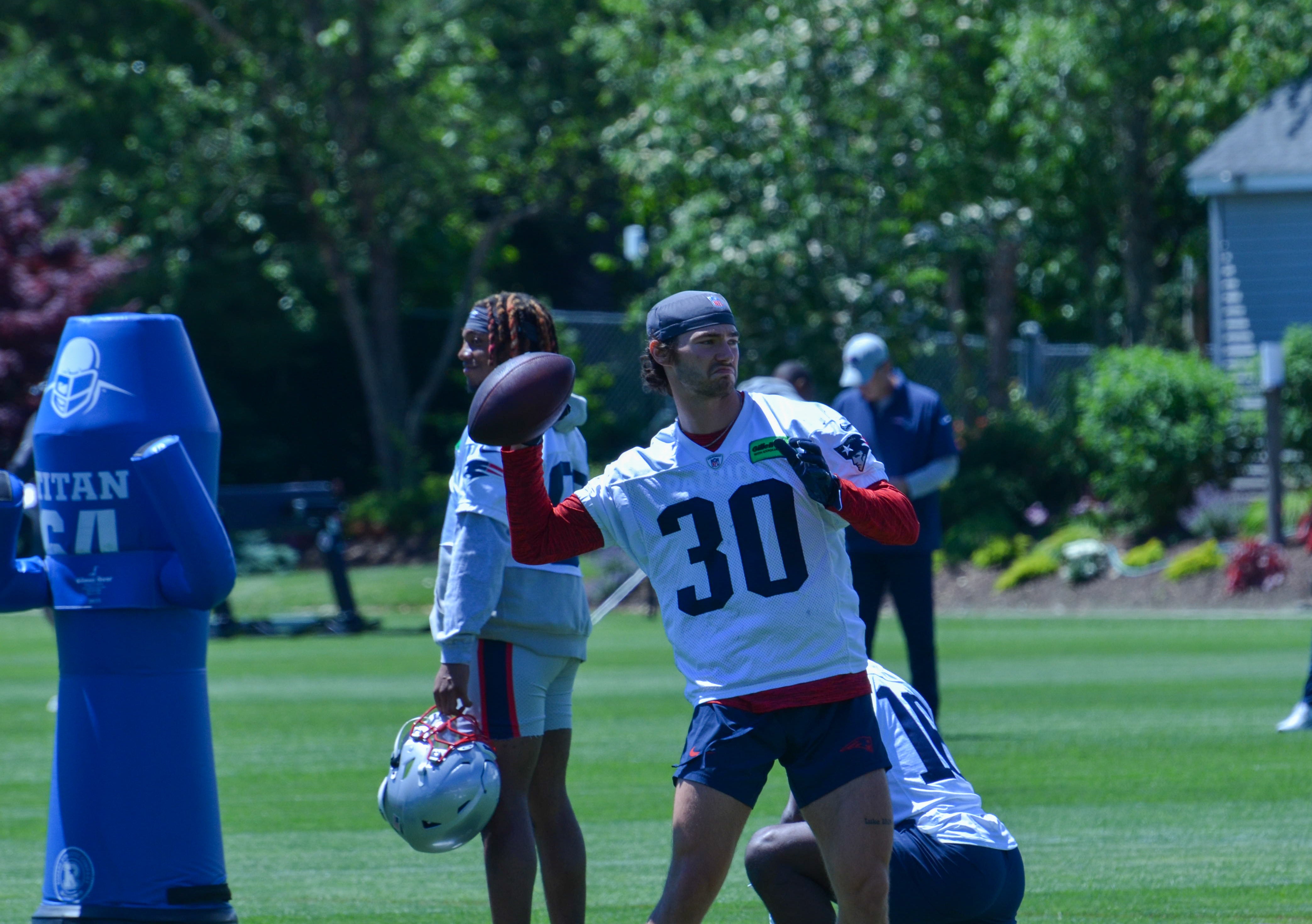 Patriots WR David Wallis throws the ball at the first day of Mandatory Minicamp at Gillette Stadium - June 10, 2024