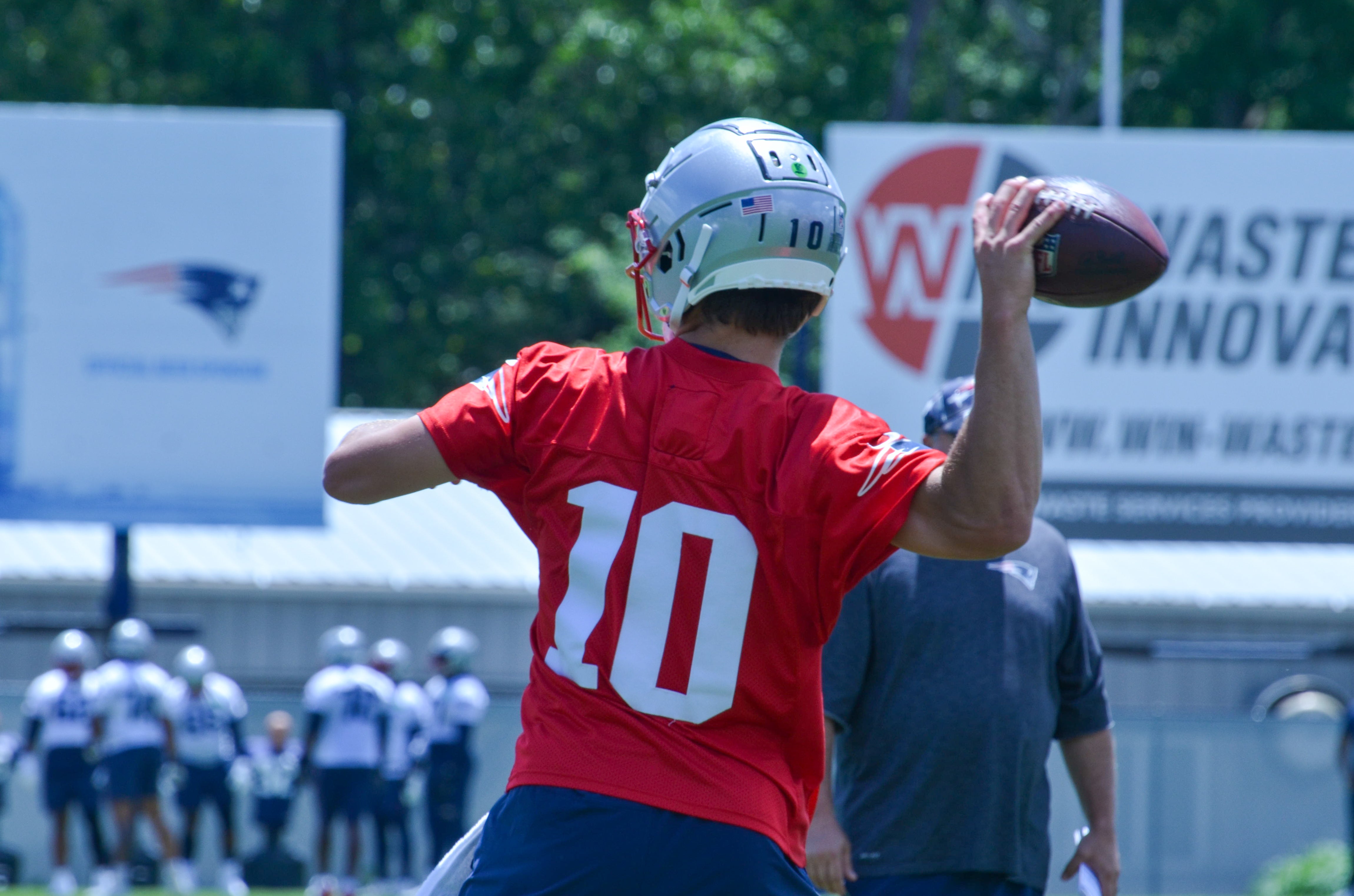 Patriots QB Drake Maye throws the ball at the first day of Mandatory Minicamp at Gillette Stadium - June 10, 2024