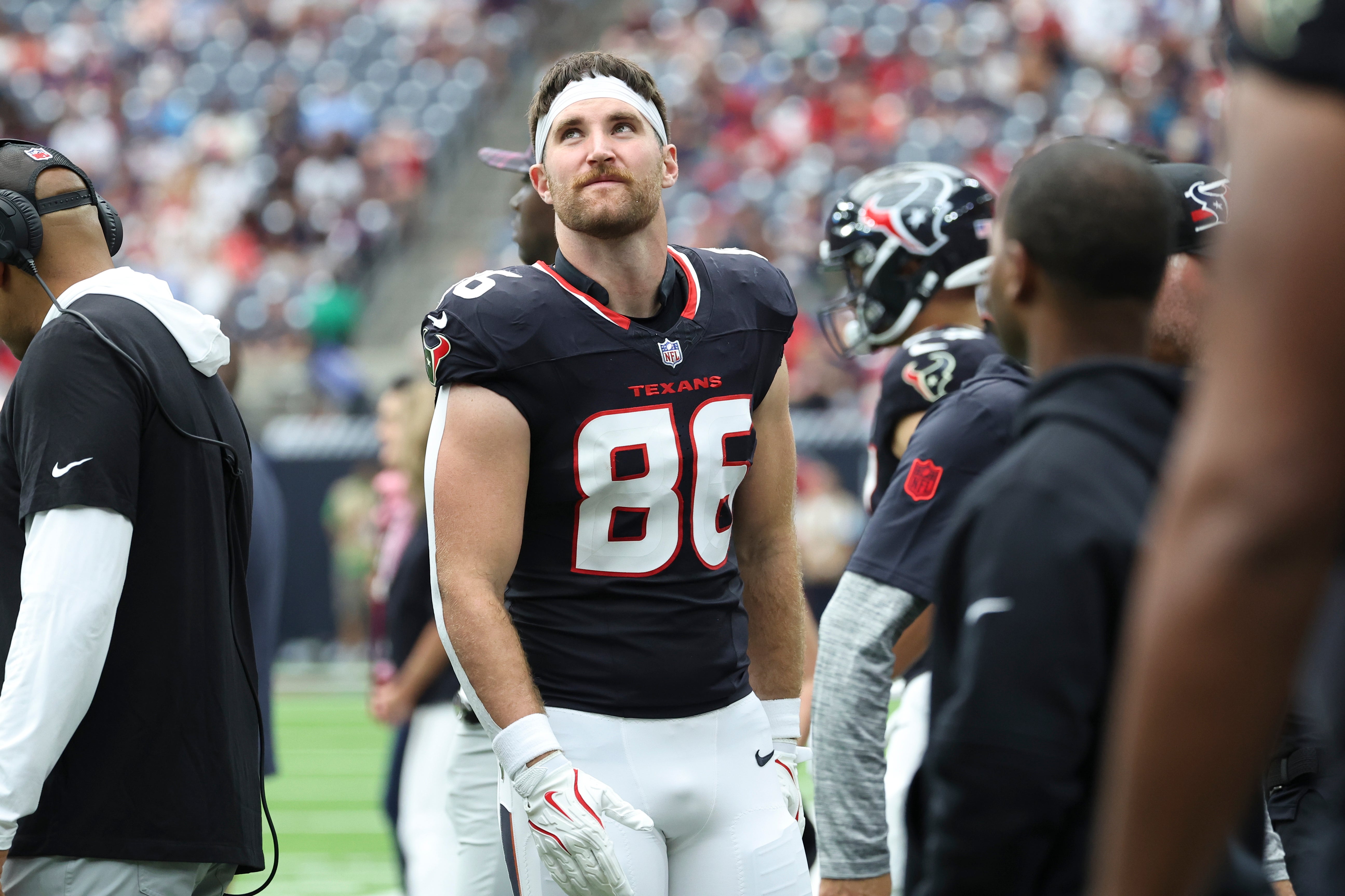 Sep 29, 2024; Houston, Texas, USA; Houston Texans tight end Dalton Schultz (86) during the game against the Jacksonville Jaguars at NRG Stadium.
