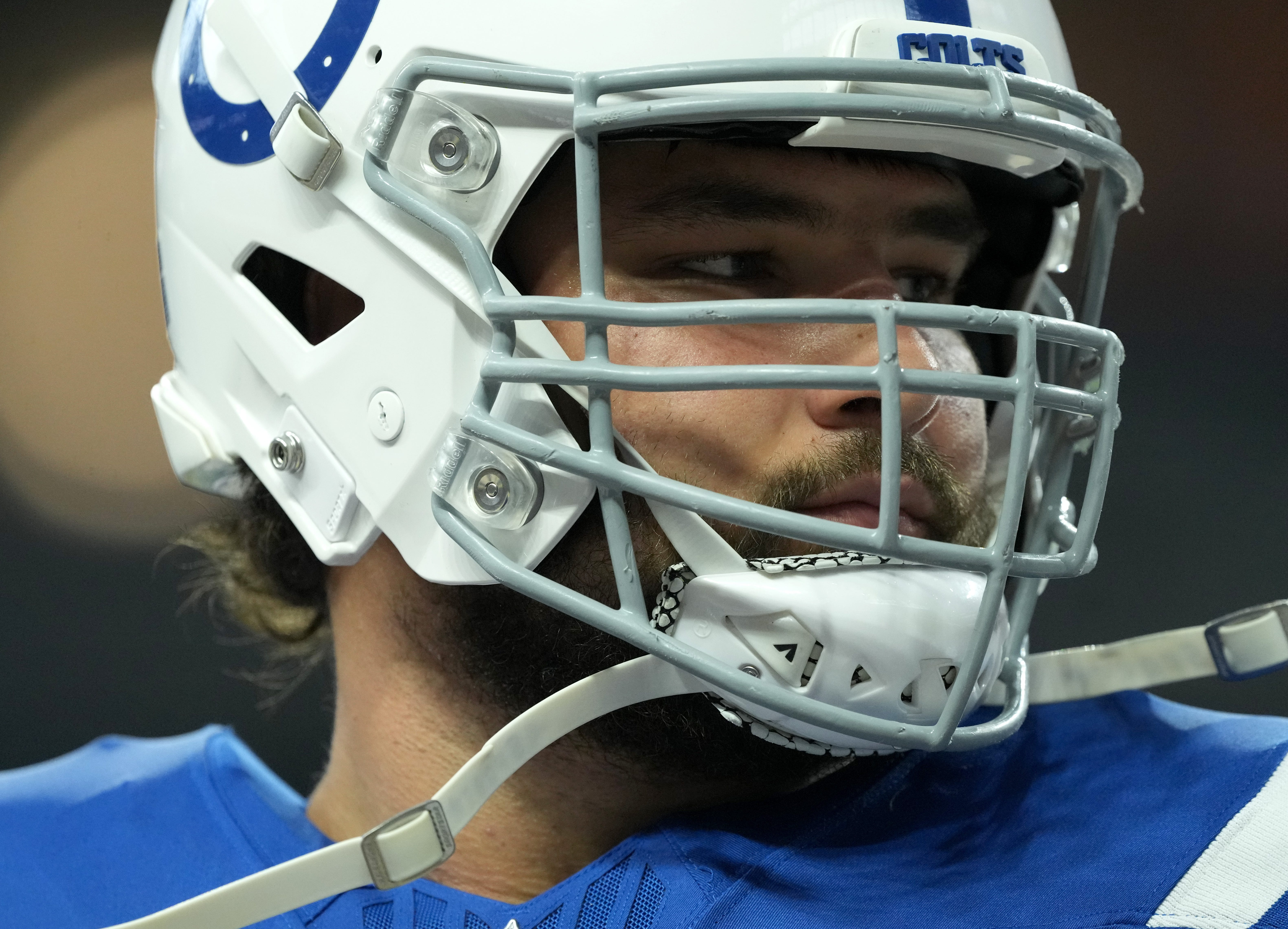 Indianapolis Colts guard Tanor Bortolini (60) warms up before an Indianapolis Colts game against the Pittsburgh Steelers on Sunday, Sept. 29, 2024, at Lucas Oil Stadium in downtown Indianapolis.