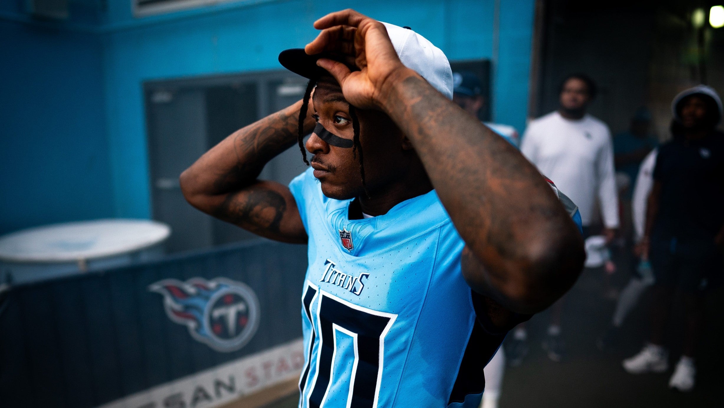 Tennessee Titans wide receiver DeAndre Hopkins (10) heads to the field before a game against the Green Bay Packers at Nissan Stadium in Nashville, Tenn., Sunday, Sept. 22, 2024.
