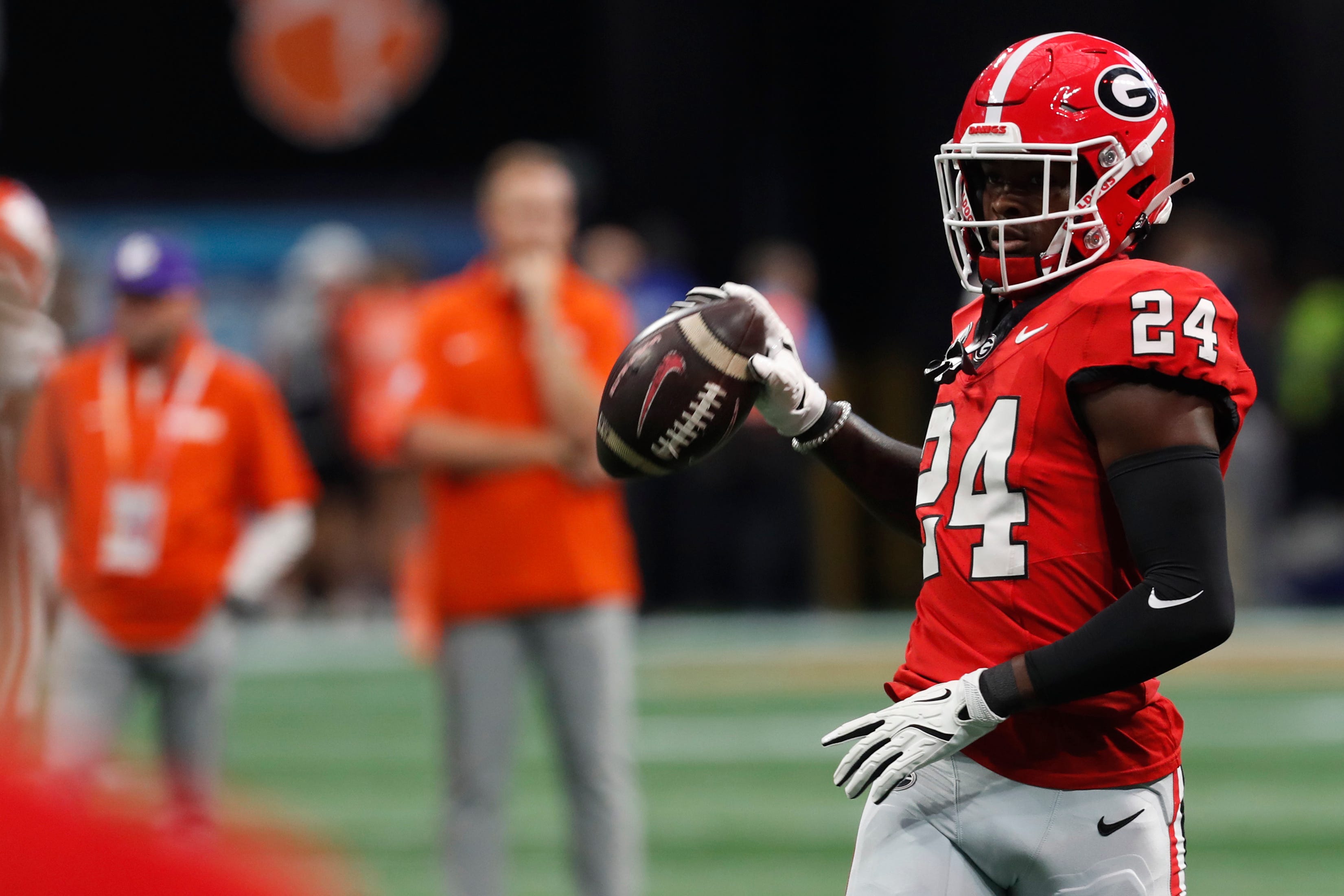Georgia defensive back Malaki Starks (24) warms up before the start of the NCAA Aflac Kickoff Game in Atlanta, on Saturday, Aug. 31, 2024.