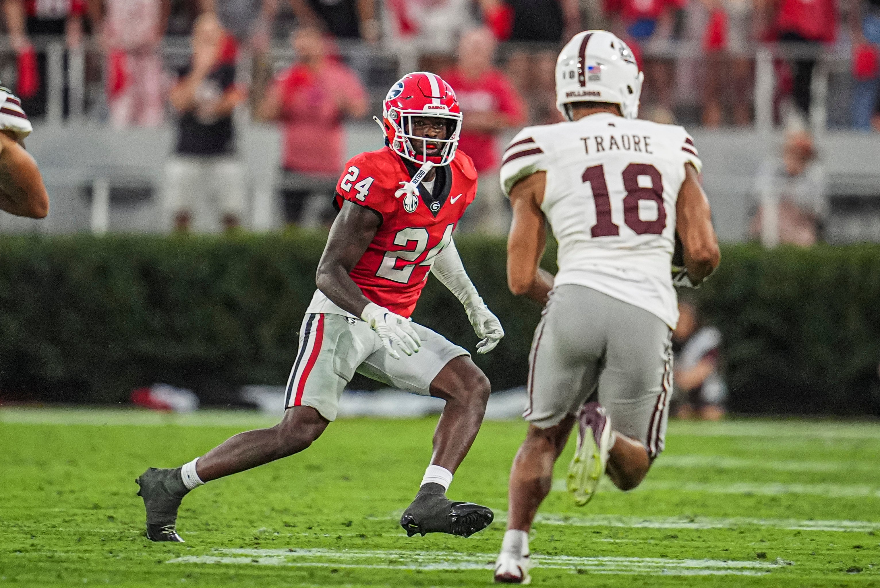 Oct 12, 2024; Athens, Georgia, USA; Georgia Bulldogs defensive back Malaki Starks (24) defends against Mississippi State Bulldogs tight end Seydou Traore (18) at Sanford Stadium.
