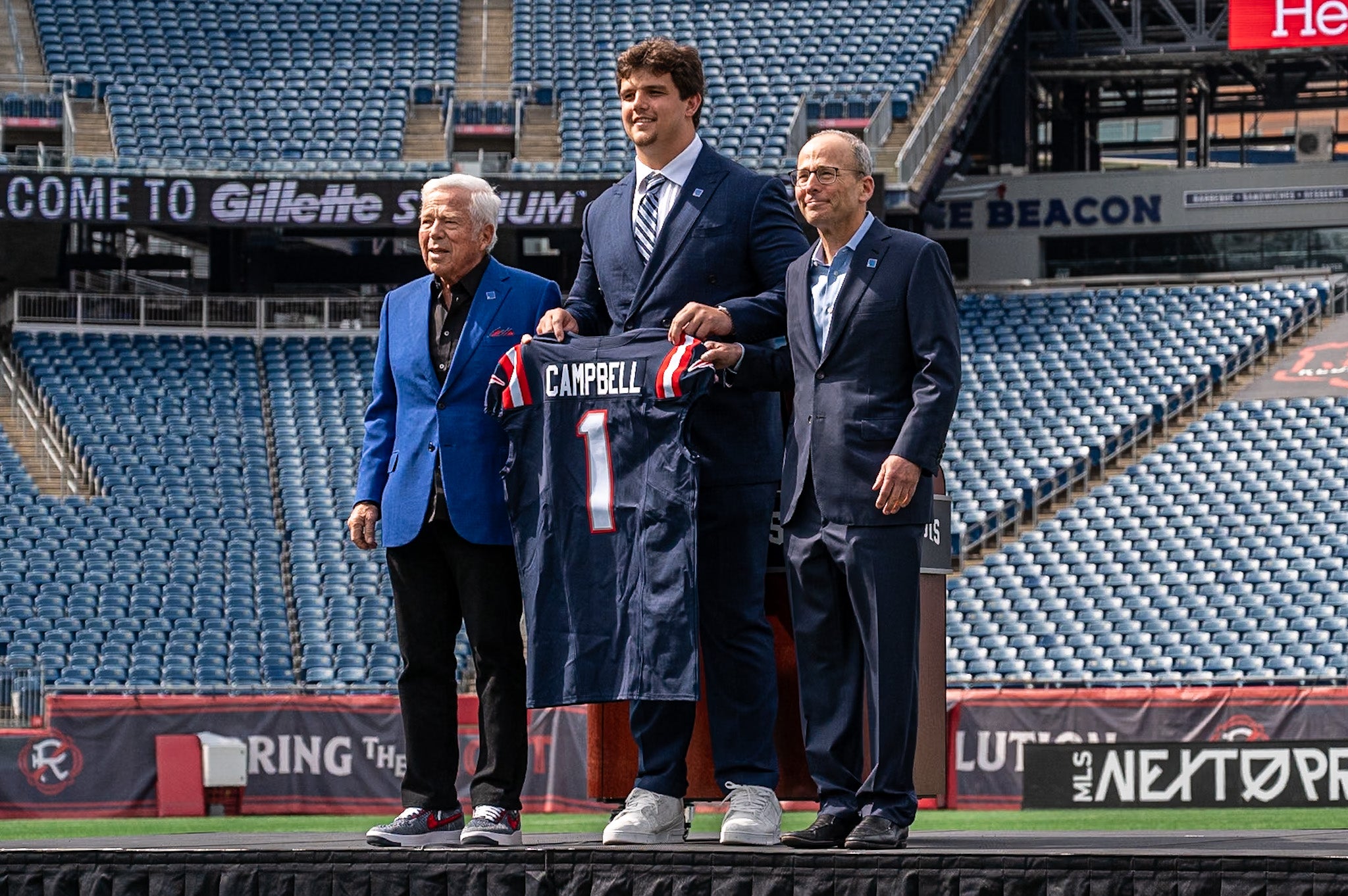 Patriots OT Will Campbell