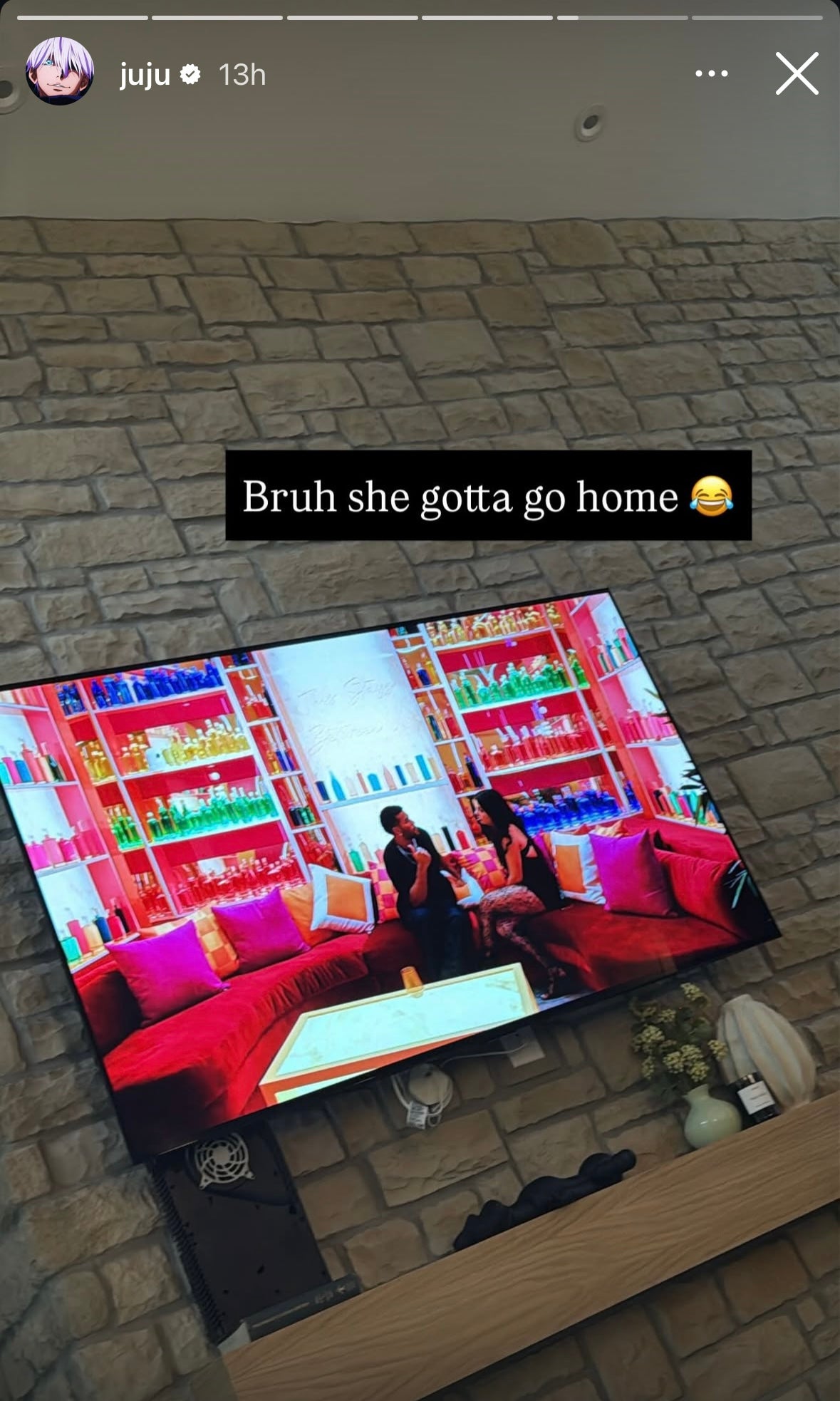 JuJu Smith-Schuster is posting about Love Island USA