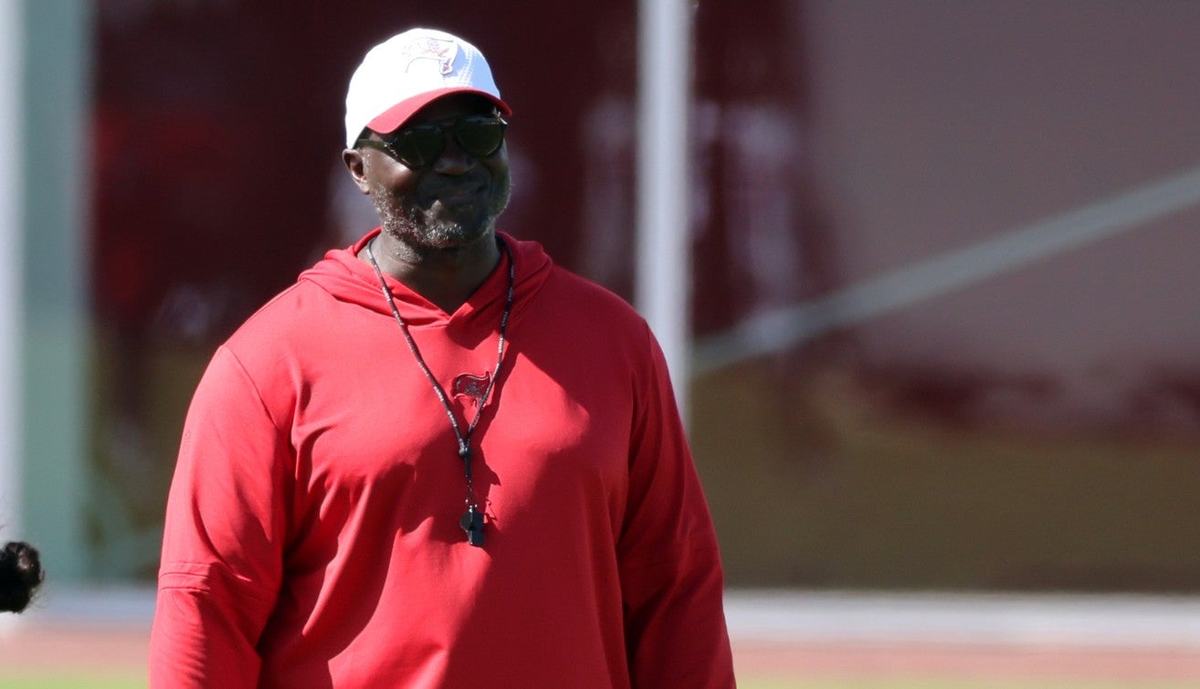 Tampa, FL, USA; Tampa Bay Buccaneers head coach Todd Bowles looks on during workouts at One Buc Place. 