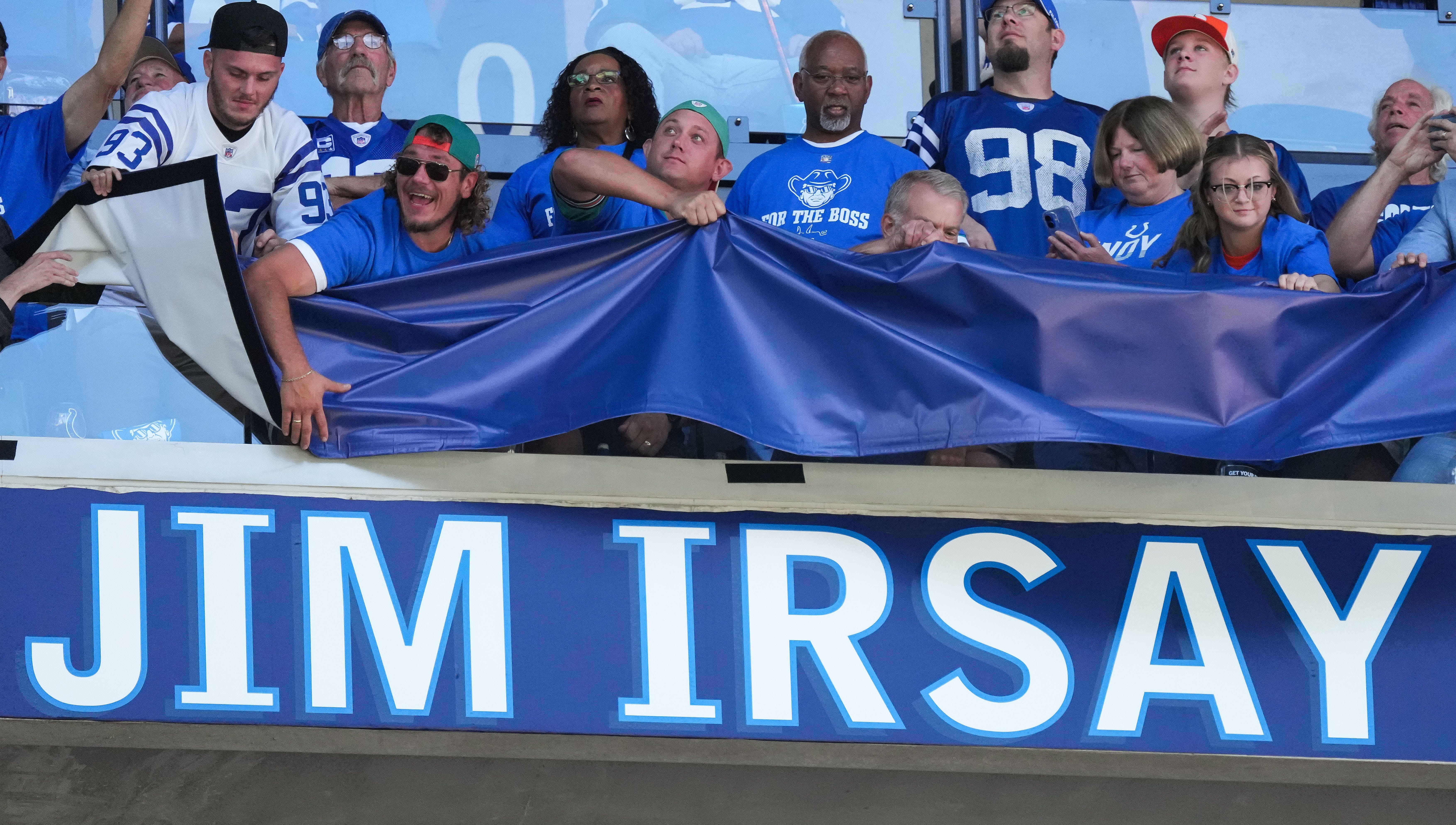 Colts late owner Jim Irsay joins the team's Ring of Honor