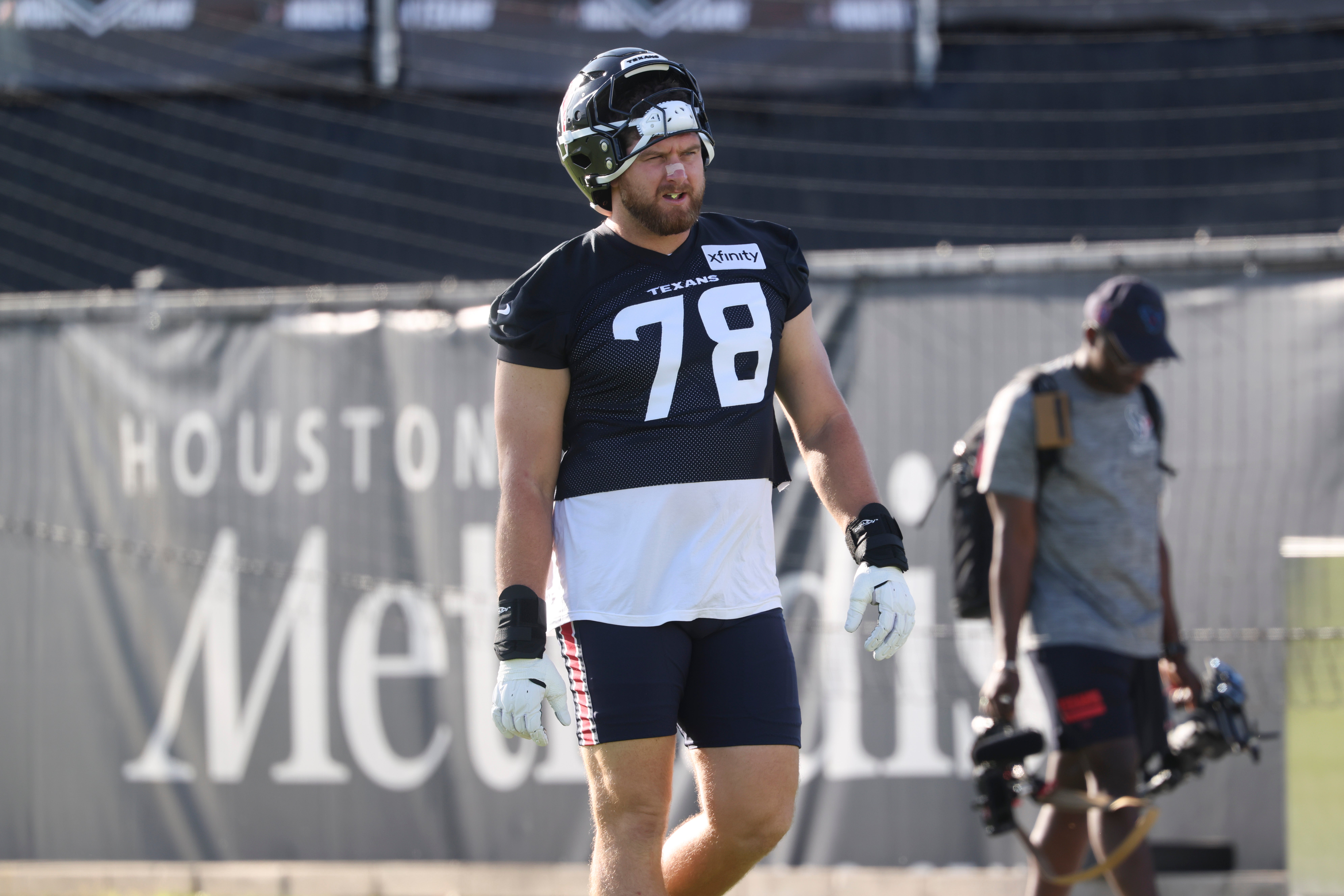 Former Texans OT Zach Thomas