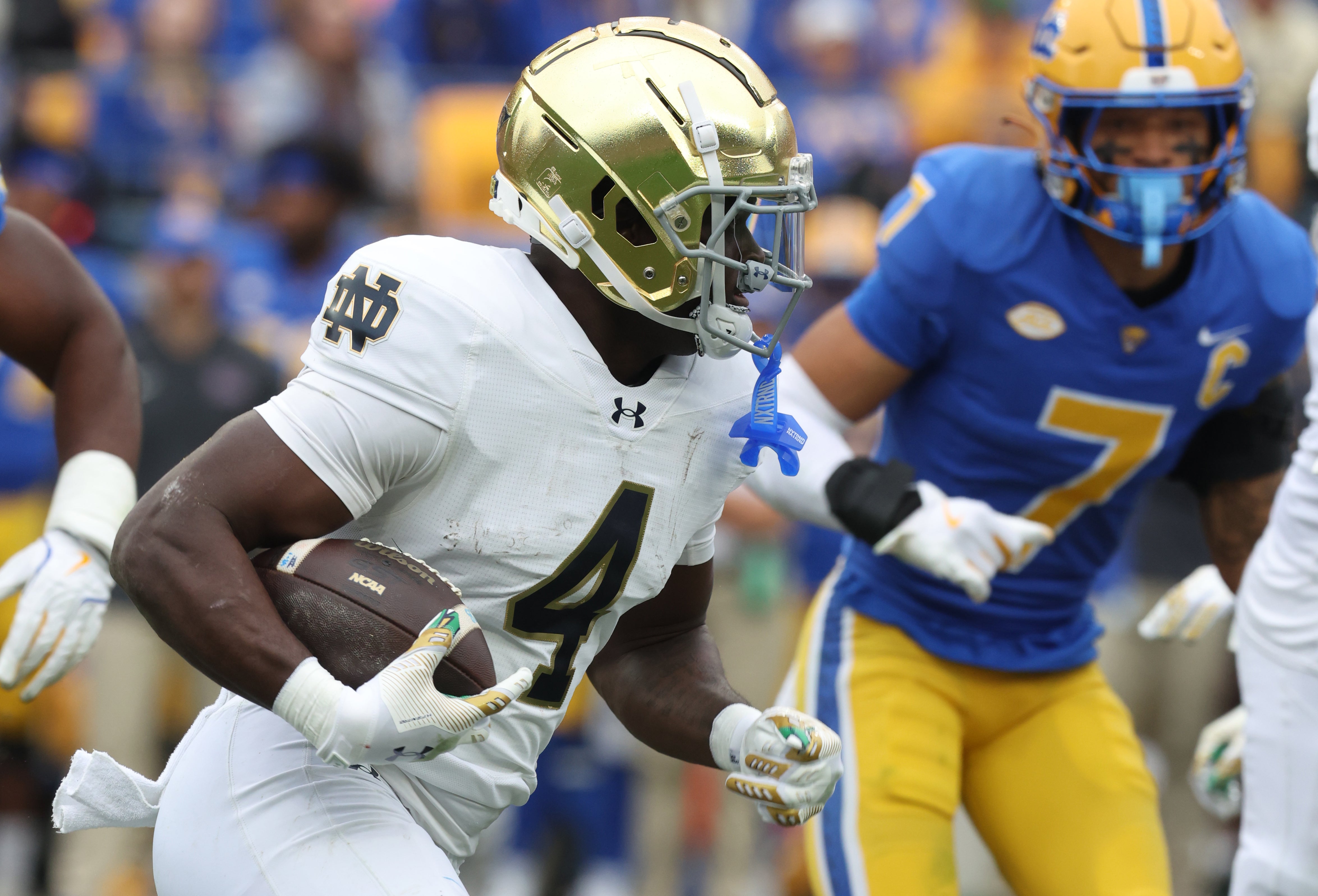 Notre Dame RB Jeremiyah Love