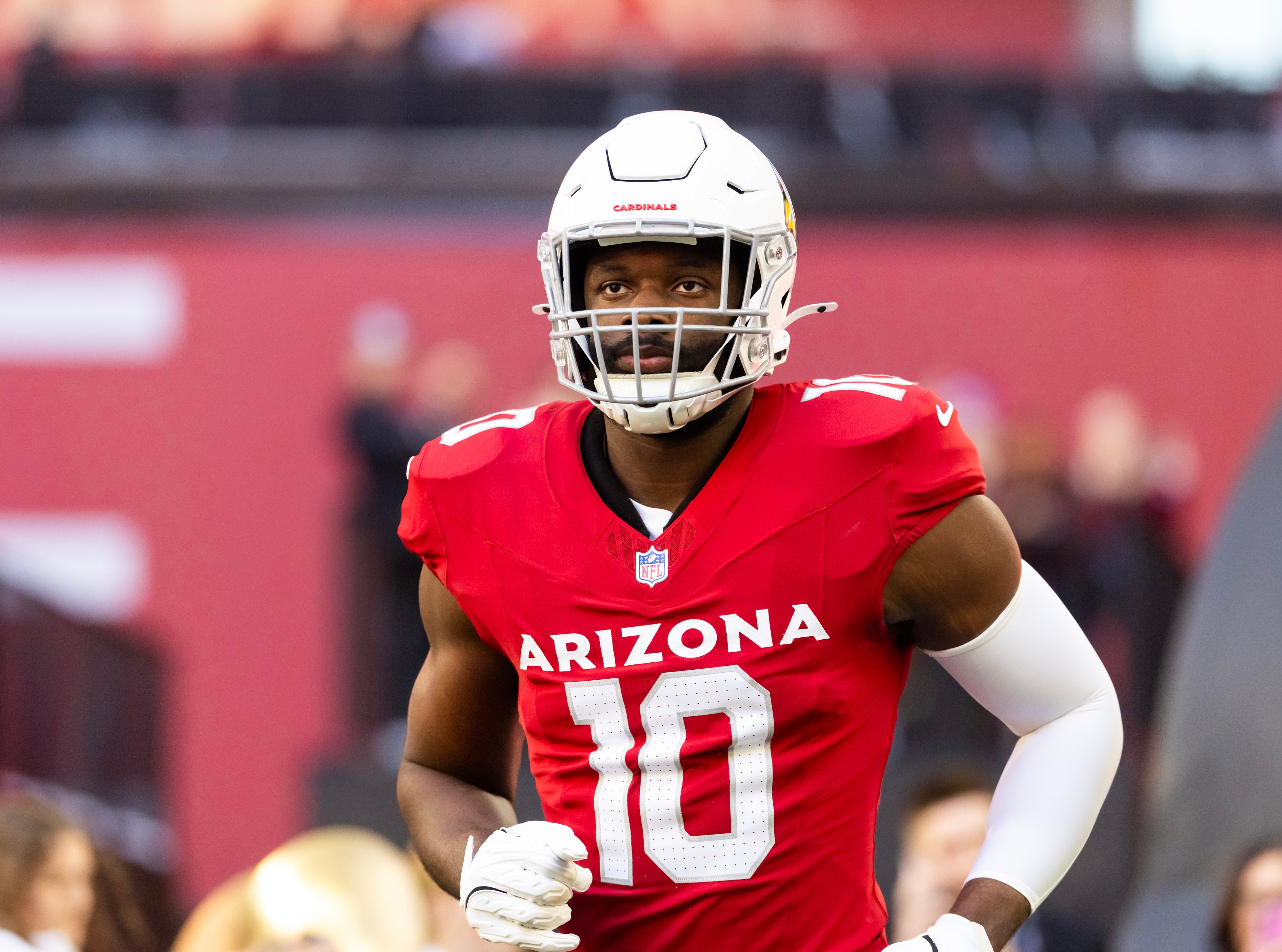 Cardinals edge rusher Josh Sweat