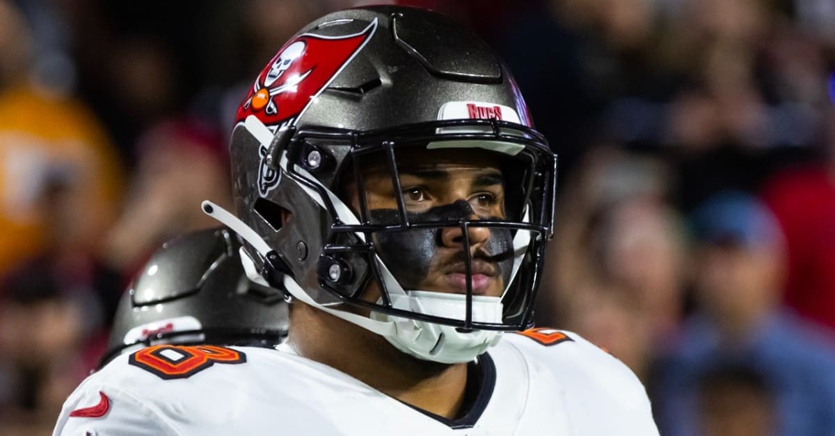 Bucs' Tristan Wirfs is blocking out the noise