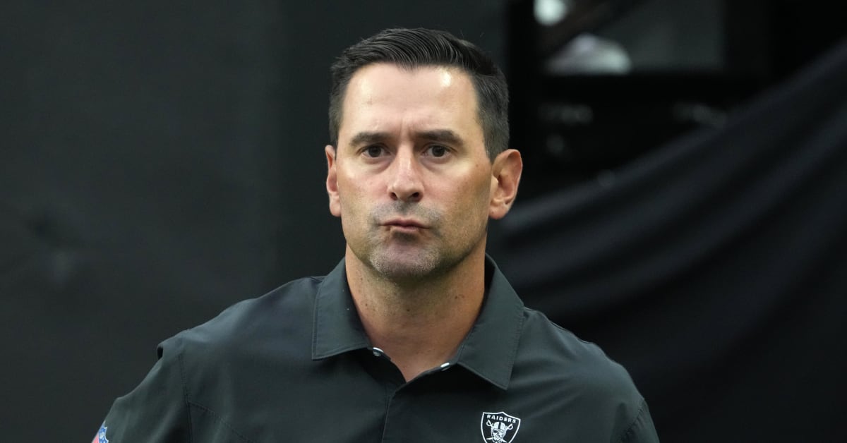 Raiders News: Josh McDaniels has high praise for Chase Garbers - Silver And  Black Pride