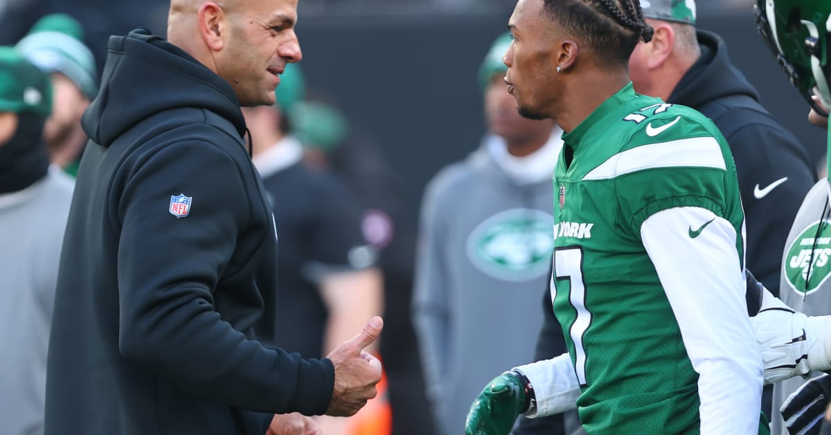 Jets WR Garrett Wilson Singled Out by Ex-Cowboys WR Dez Bryant