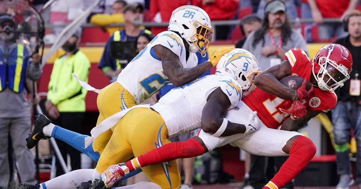 Chiefs postseason hero Marquez Valdes-Scantling set to visit AFC West ...