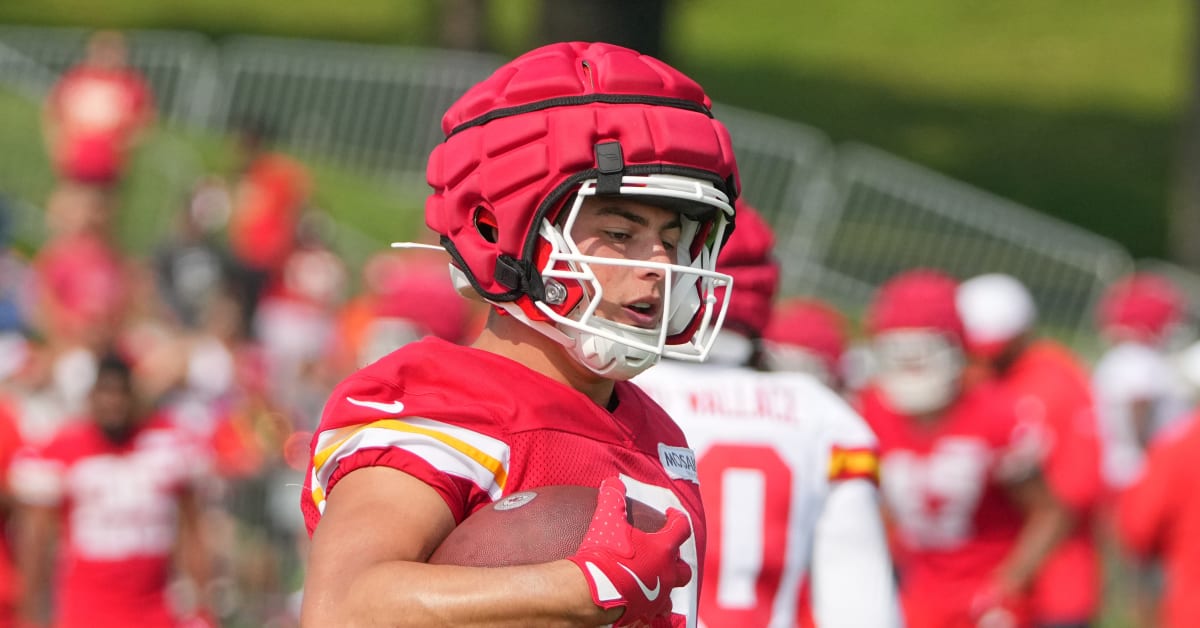 Kansas City Chiefs RB and former Rugby star Louis Rees-Zammit can't ...