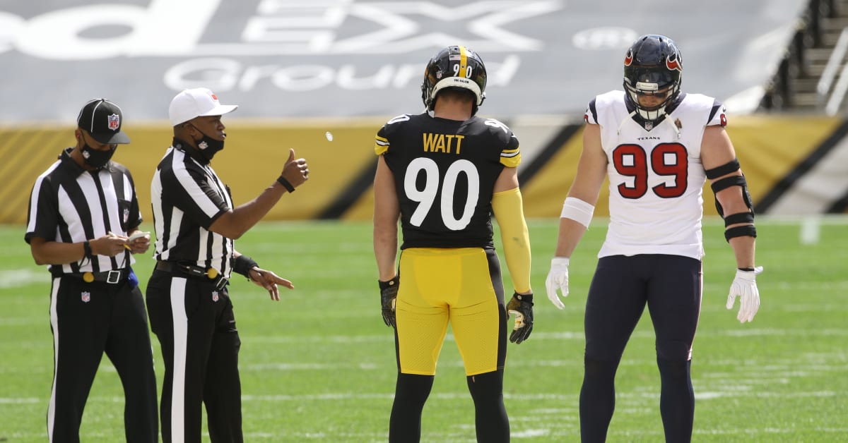 East Rutherford, New Jersey, USA. 11th Aug, 2017. Steelers' linebacker T.J.  Watt (90) during NFL pre-season action between the Pittsburgh Steelers and  the New York Giants at MetLife Stadium in East Rutherford