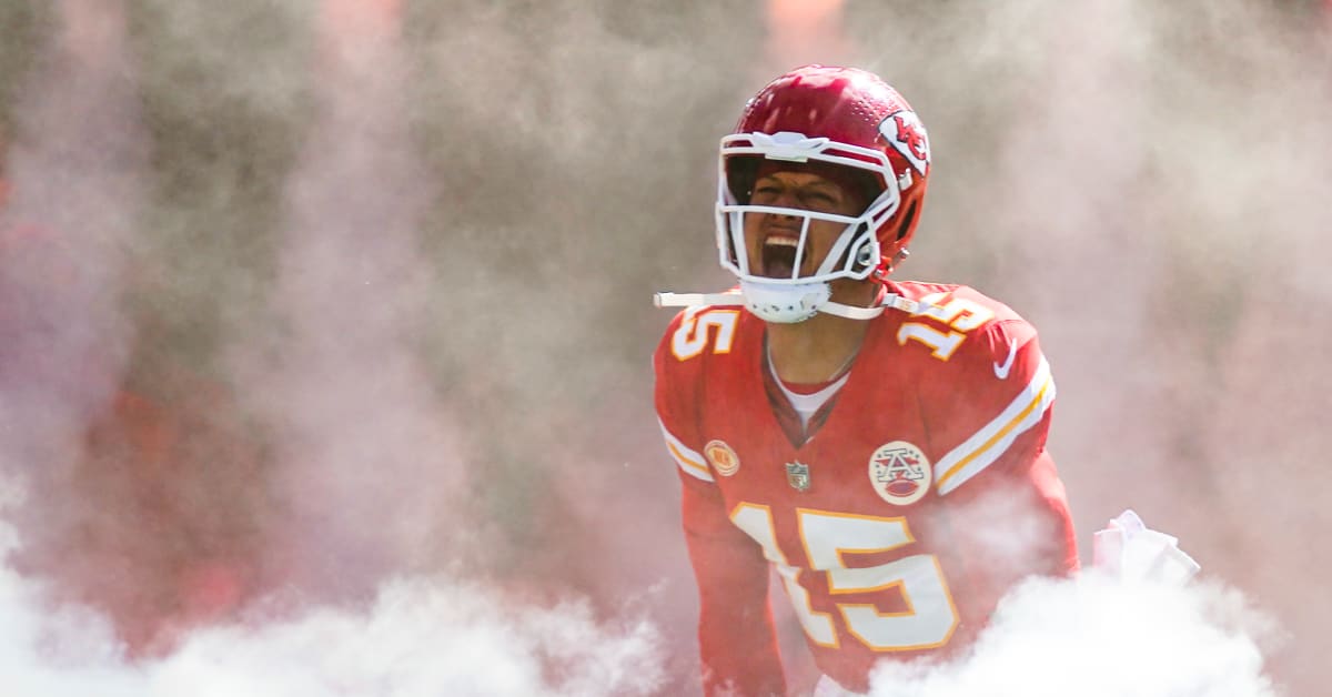 Mahomes becomes fastest to 200 TD passes in NFL history