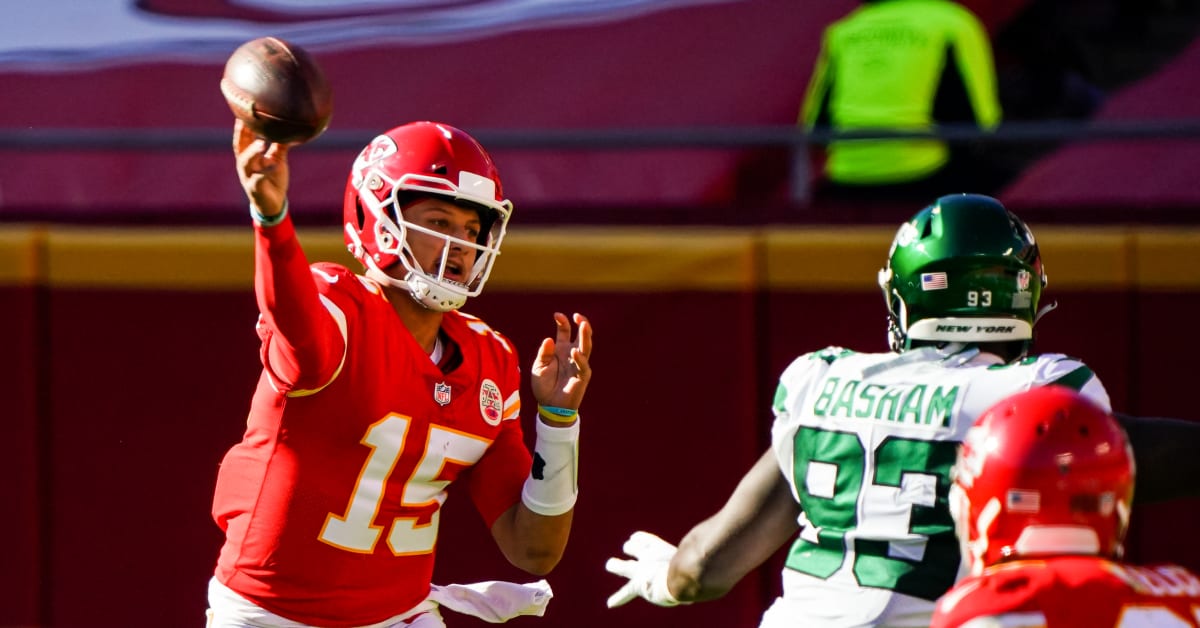 WHY CHIEFS ARE A 1 1/2-PT. AND MONEY LINE FAVE TO WIN SUPE!