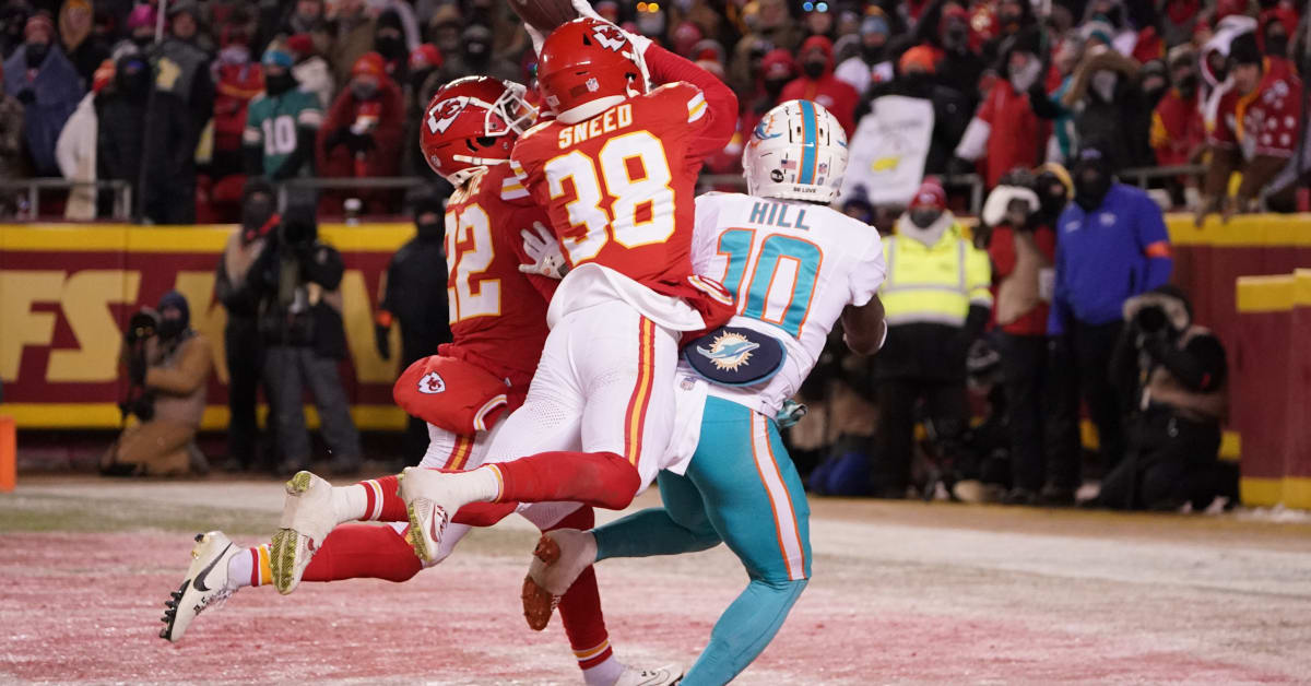 Chiefs' L'Jarius Sneed Played Mind Games With Dolphins' Tyreek Hill On ...