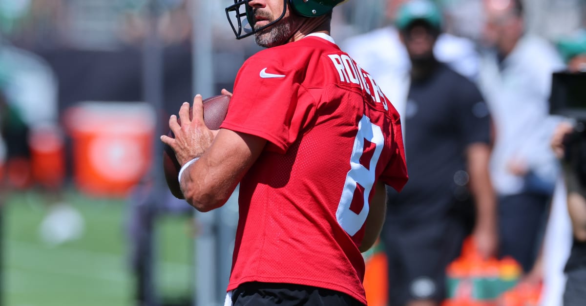 Aaron Rodgers' new contract details give Jets fans a big reason to