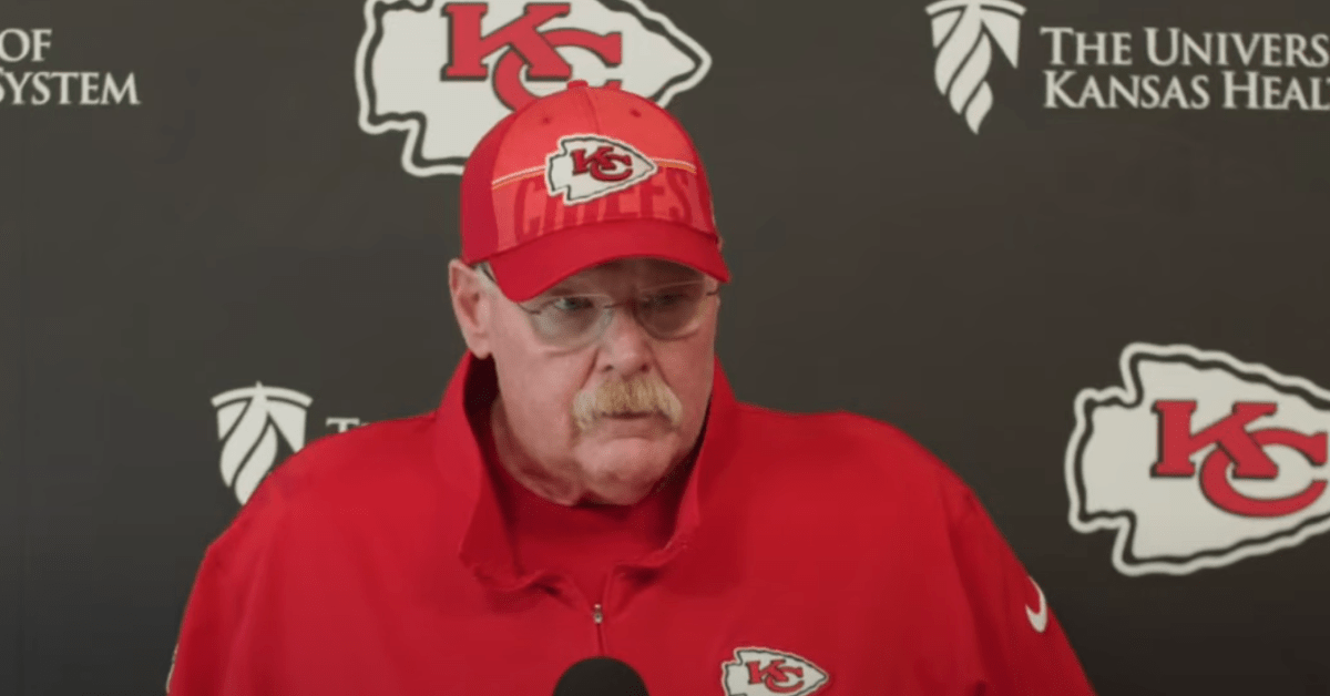 Chiefs' Travis Kelce injury: What happens to a hyperextended knee and the  prognosis, National Sports