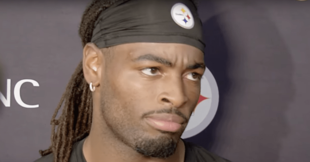 Najee Harris responds to losing Pittsburgh Steelers captain role to Kenny  Pickett - Mirror Online