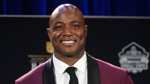 In Pro Football Hall of Fame enshrinement speech, DeMarcus Ware