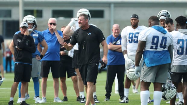 Lions News: Former Det CB Jeff Okudah Exits Training Camp Practice on Cart