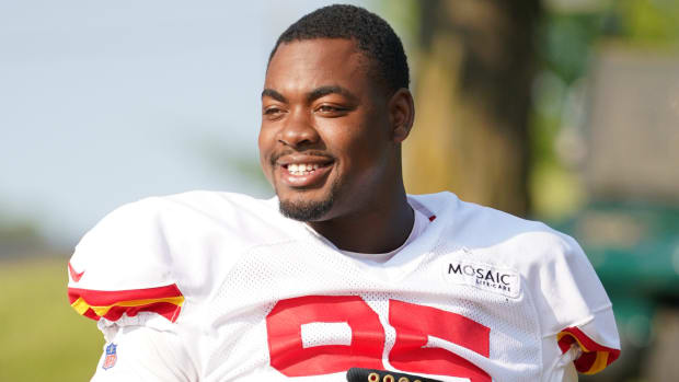 Chris Jones' contract creates big questions for Chiefs beyond 2022