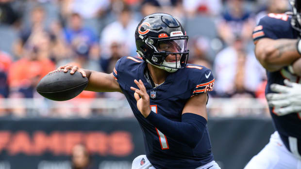 Chicago Bears storylines: 'The No Excuses Tour' for QB Justin Fields