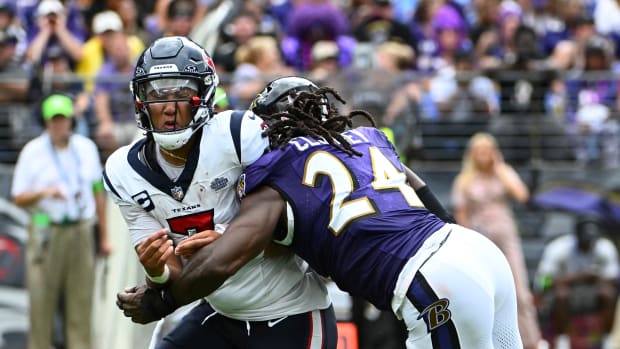 FILE - Baltimore Ravens linebacker Roquan Smith (18) plays during the  second half of an NFL football game against the Atlanta Falcons, Saturday,  Dec. 24, 2022, in Baltimore. Smith elevated the Ravens