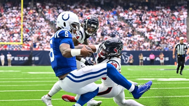 Game Recap: Texans fall 31-20 in home opener vs. Colts