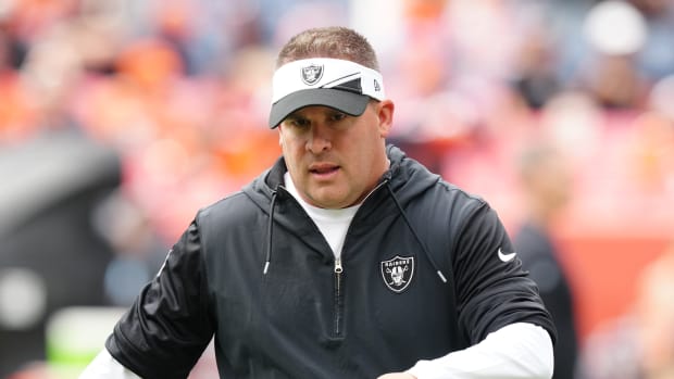 Raiders' Josh McDaniels explains what his game plan was for Khalil Mack - A  to Z Sports