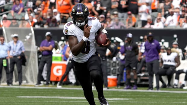 Against Browns' top-ranked defense, Lamar Jackson 'was the general' in  Ravens' dominant 28-3 win