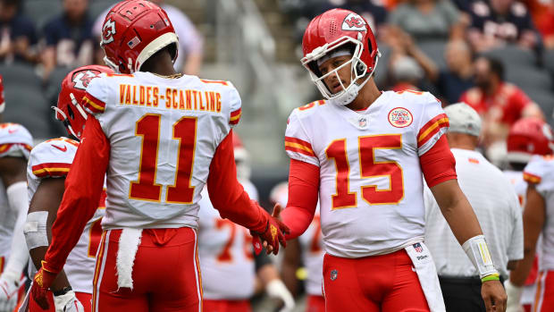 Patrick Mahomes Had 'Full-Circle' Moment With Derek Jeter This Week - The  Spun: What's Trending In The Sports World Today