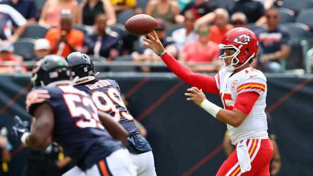 Chiefs to play Patrick Mahomes and other starters for first half against  Arizona